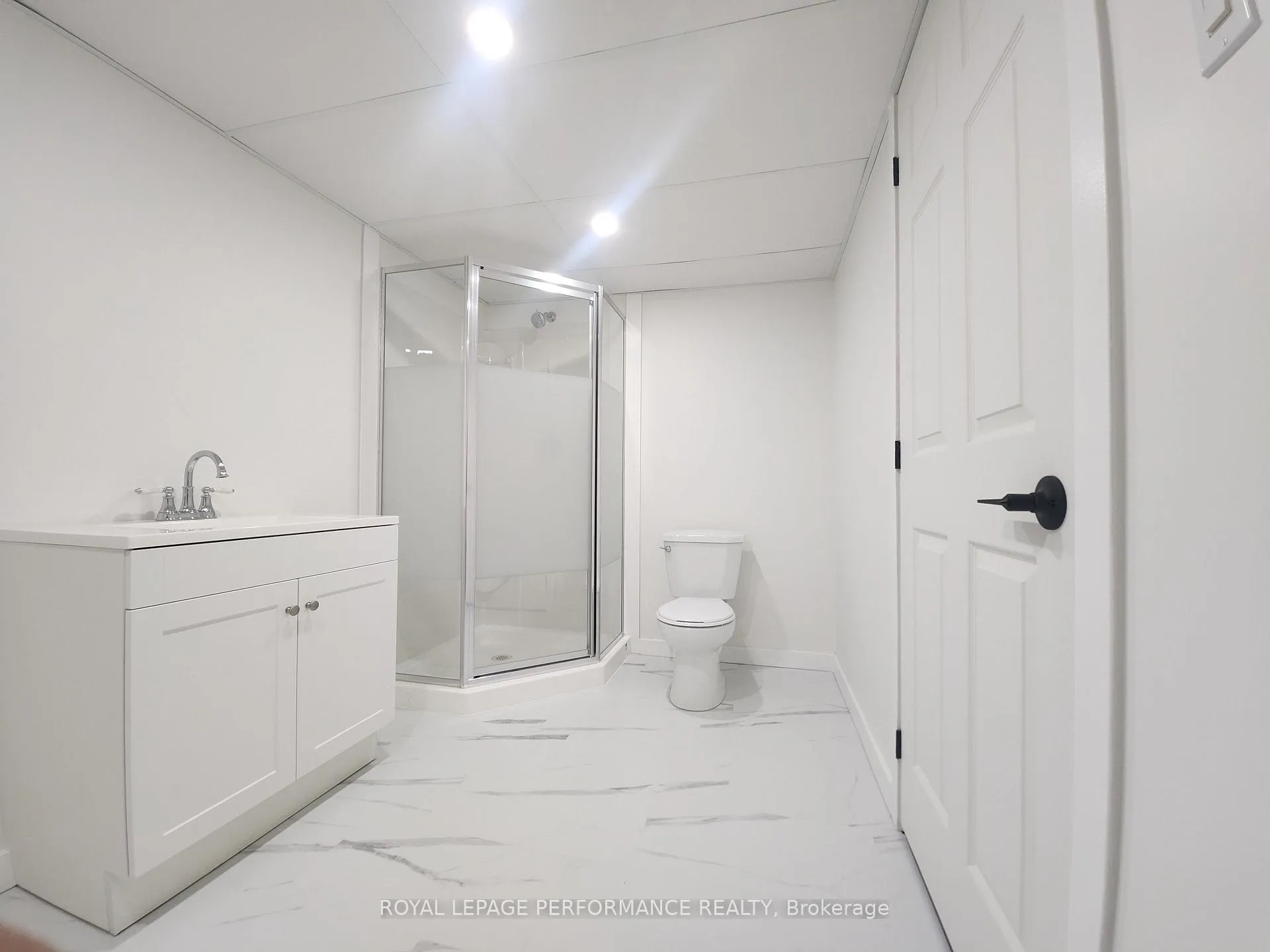 Photo 32 of 405 Carleton Street E, Cornwall — HOMEH