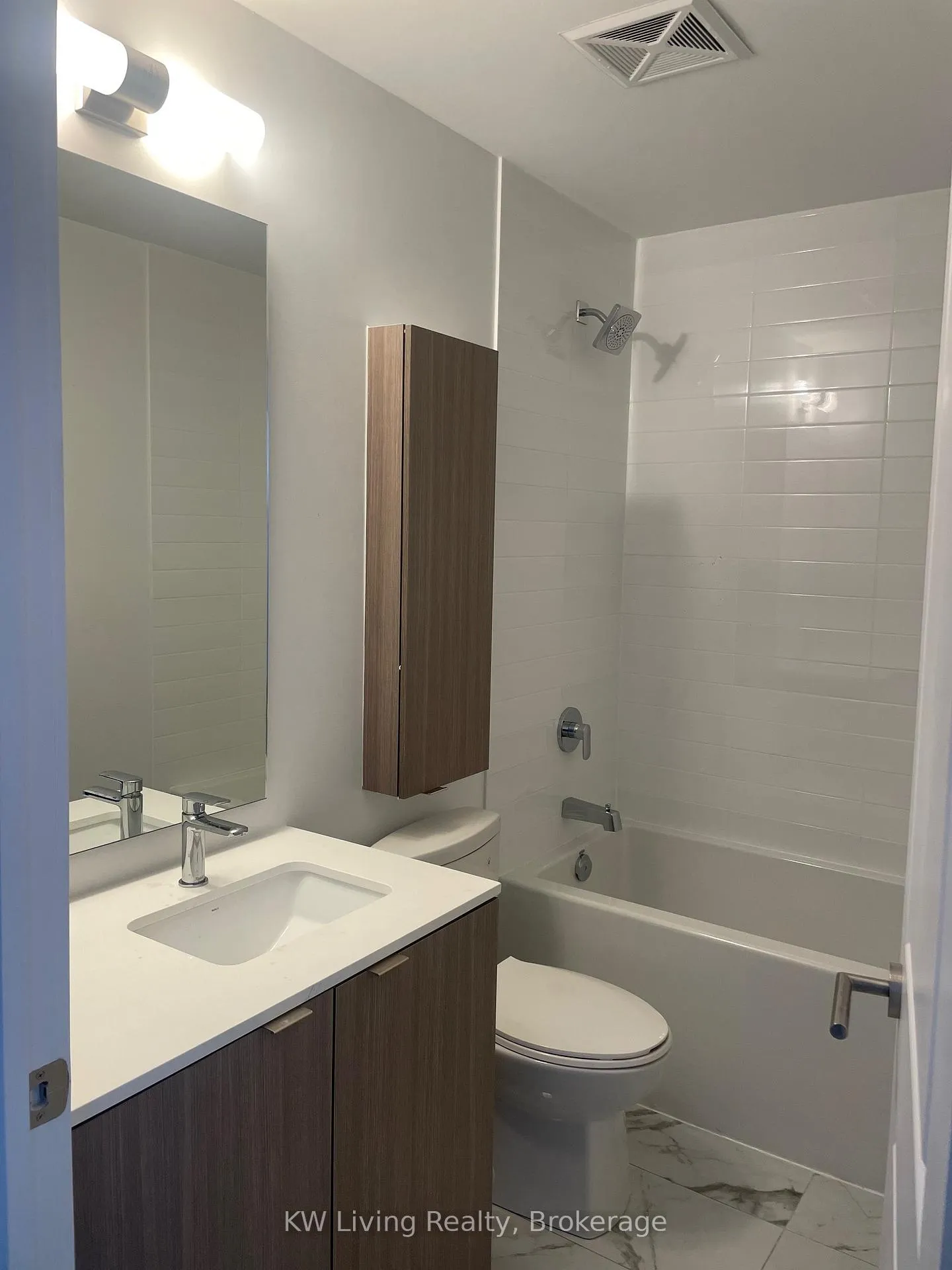 Photo 7 of Unit 902, 2799 Kingston Road, Scarborough, Cliffcrest — HOMEH