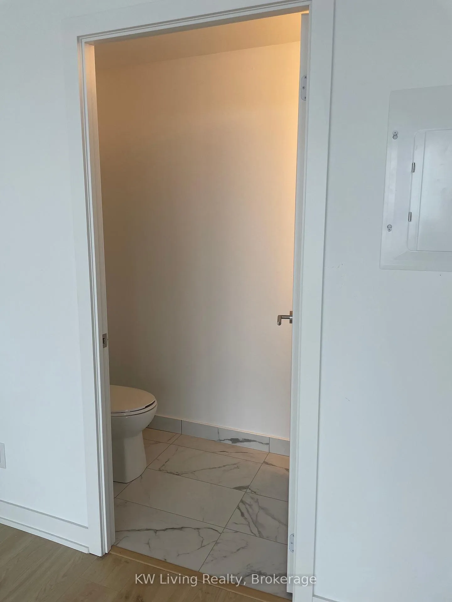 Photo 19 of Unit 902, 2799 Kingston Road, Scarborough, Cliffcrest — HOMEH