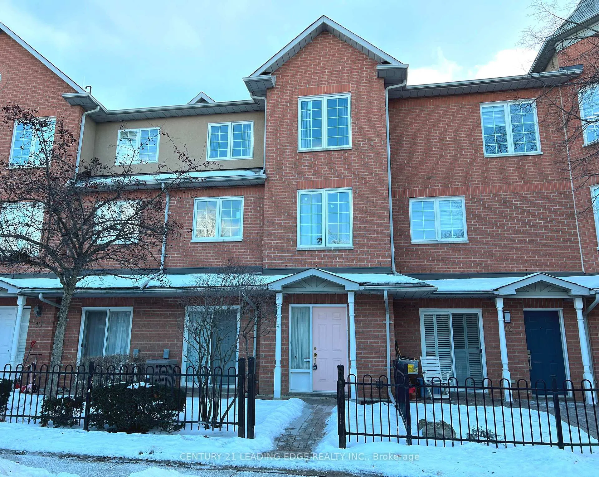 Photo 1 of Unit 11, 3 Alpen Way, Markham, Unionville — HOMEH