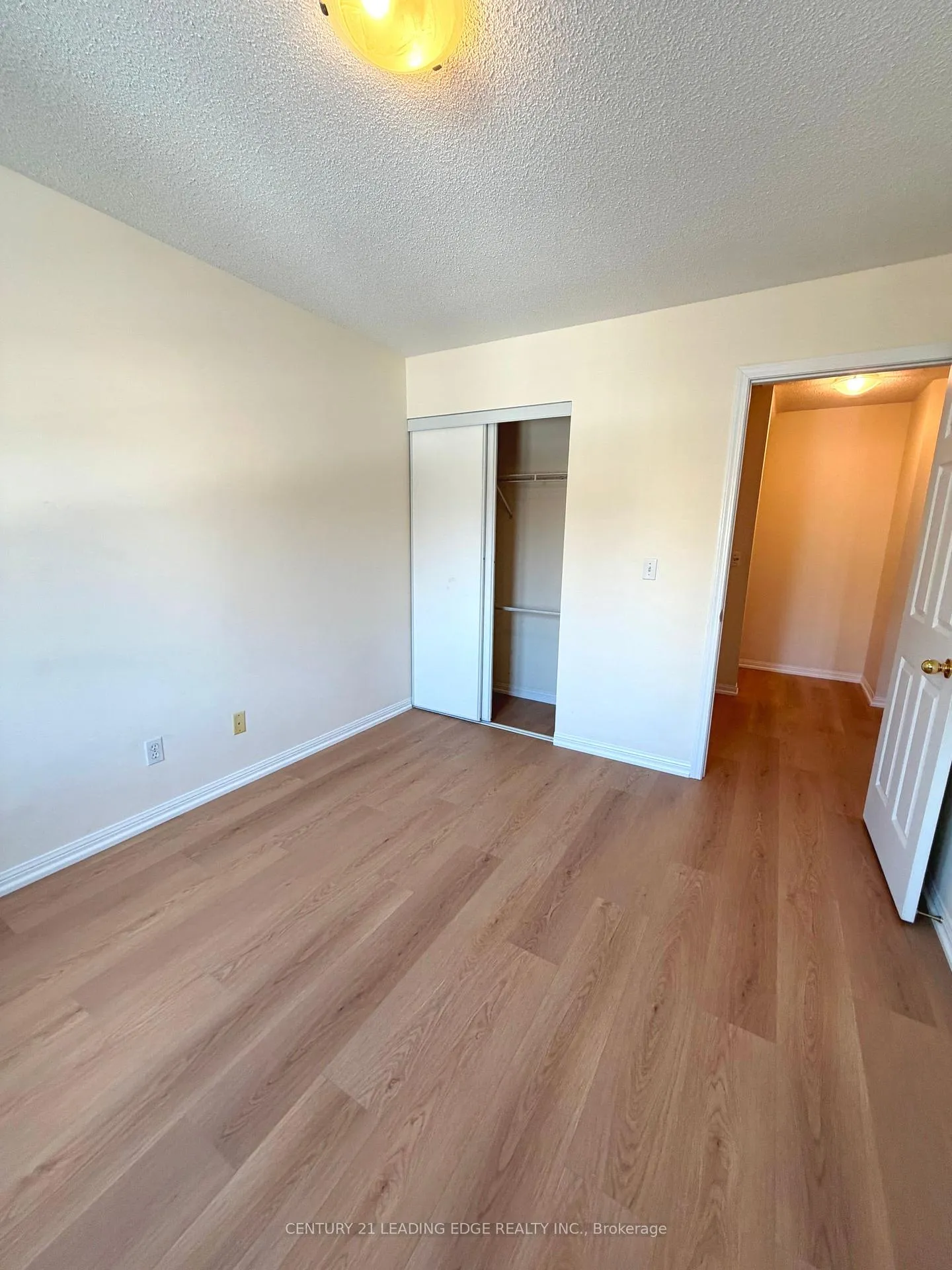 Photo 18 of Unit 11, 3 Alpen Way, Markham, Unionville — HOMEH