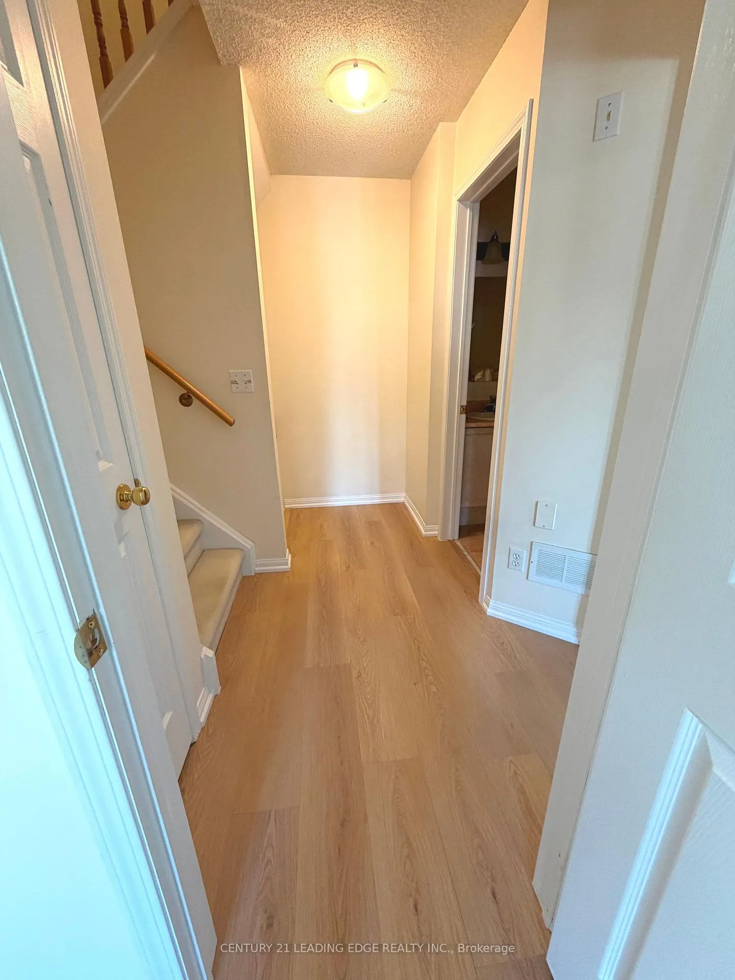 Photo 19 of Unit 11, 3 Alpen Way, Markham, Unionville — HOMEH