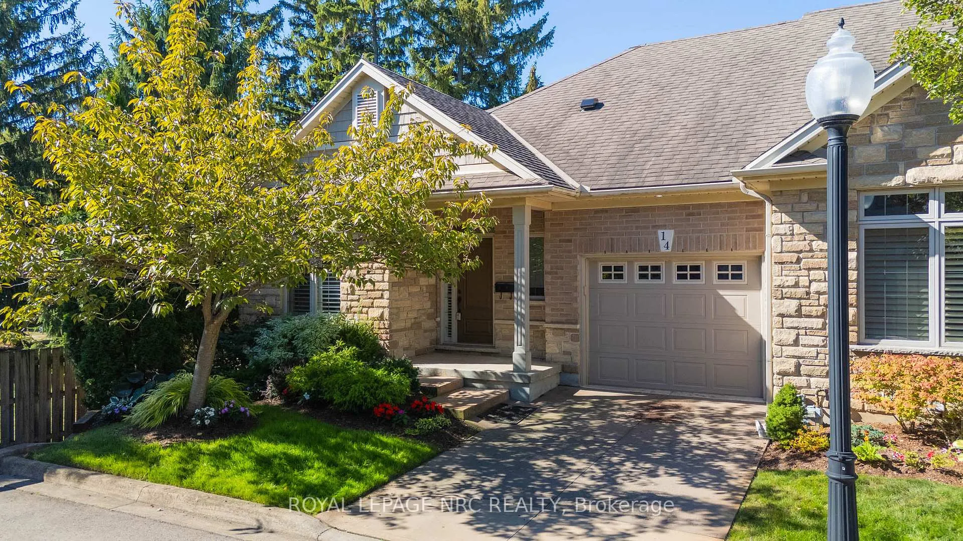 Photo 1 of Unit 14, 409 Niagara Street, St. Catharines, Carlton/Bunting — HOMEH
