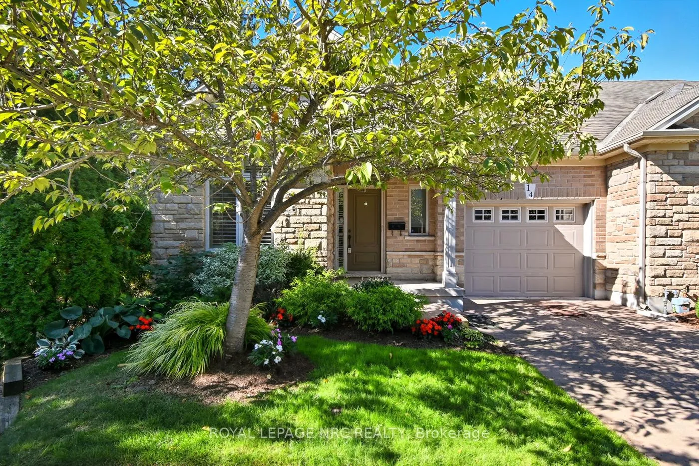Photo 2 of Unit 14, 409 Niagara Street, St. Catharines, Carlton/Bunting — HOMEH