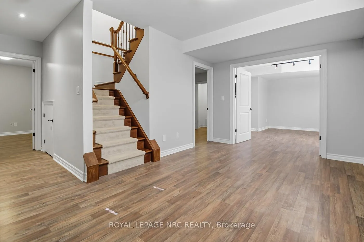 Photo 29 of Unit 14, 409 Niagara Street, St. Catharines, Carlton/Bunting — HOMEH