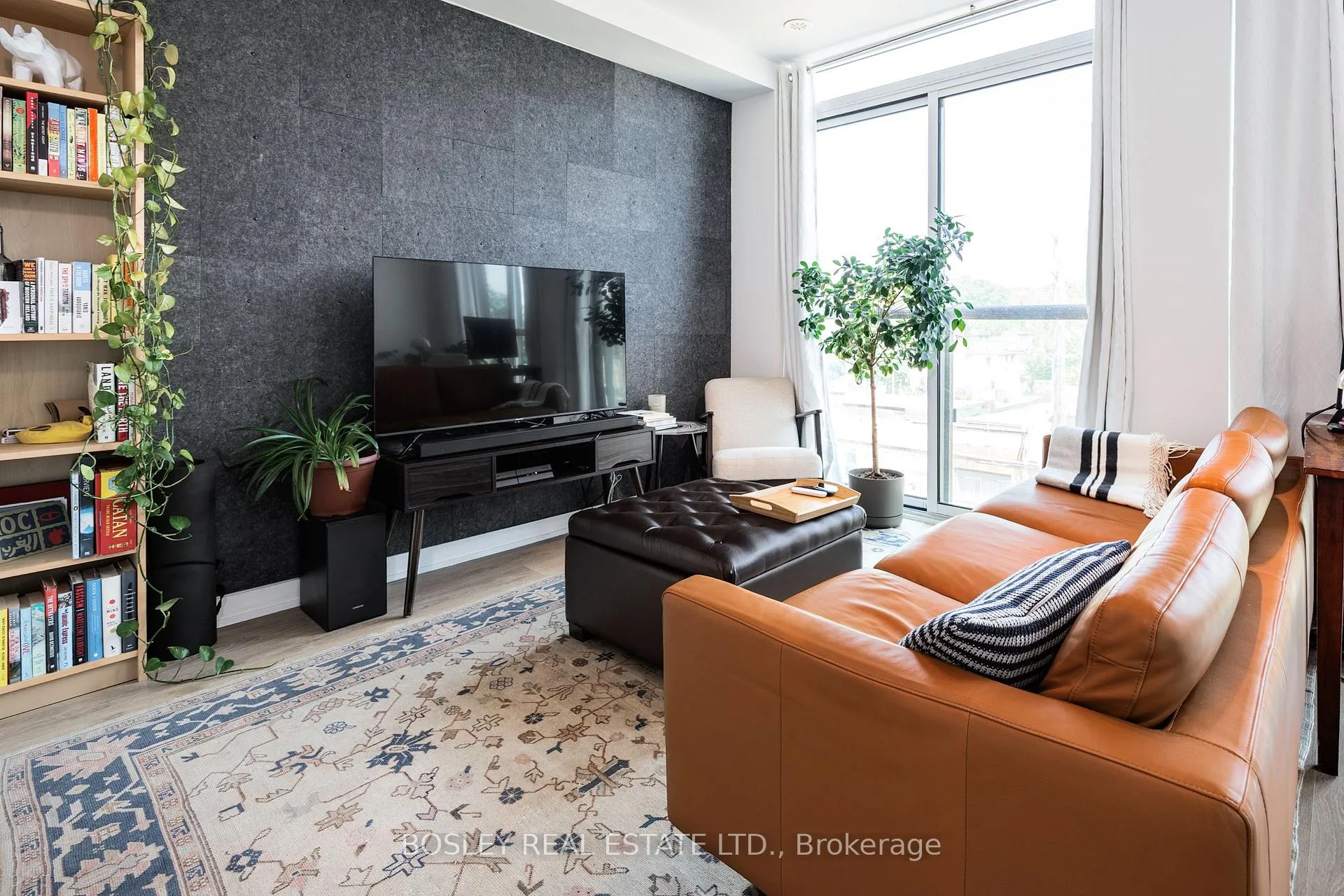 Photo 4 of Unit 408, 899 Queen Street E, Toronto, South Riverdale — HOMEH
