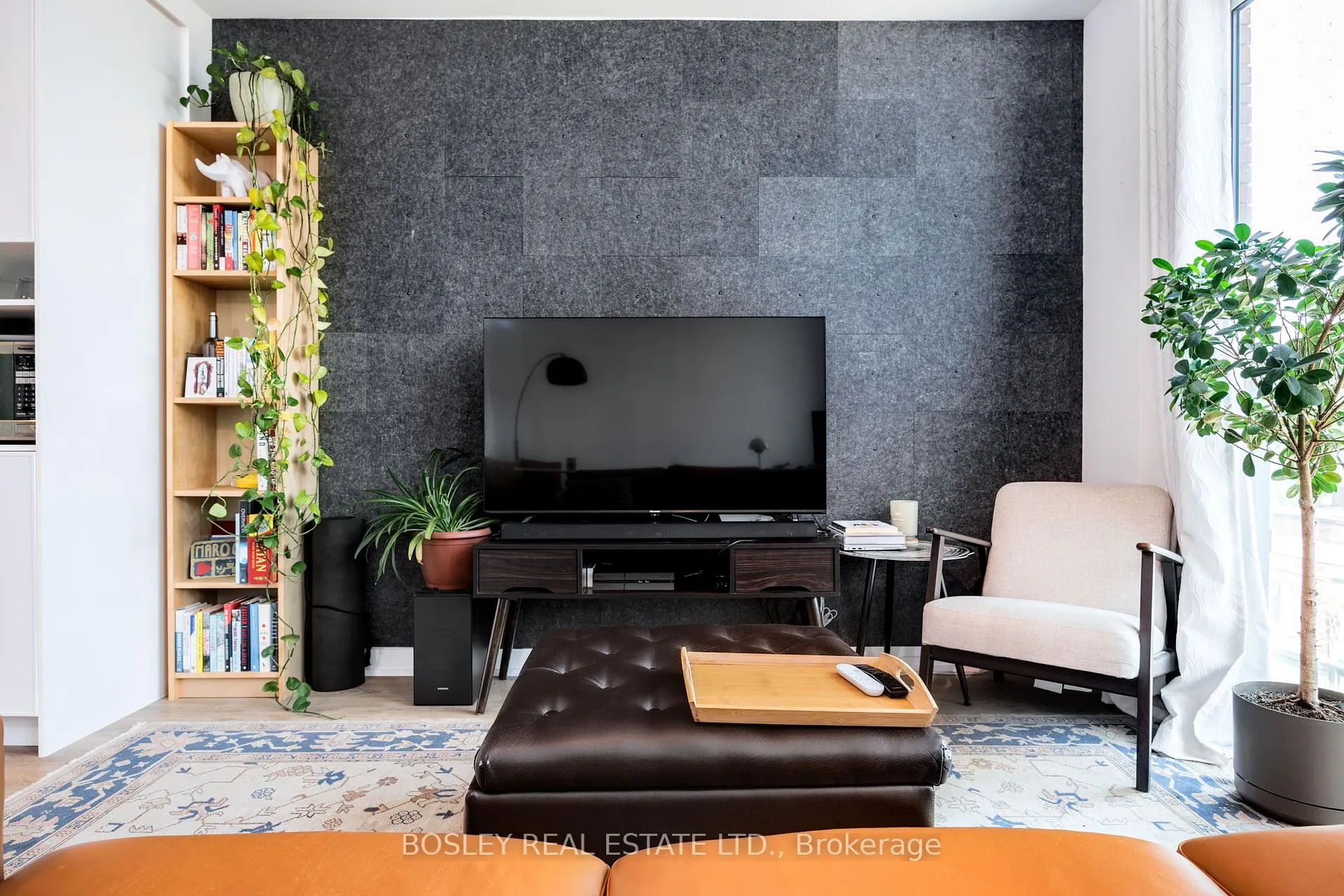 Photo 8 of Unit 408, 899 Queen Street E, Toronto, South Riverdale — HOMEH