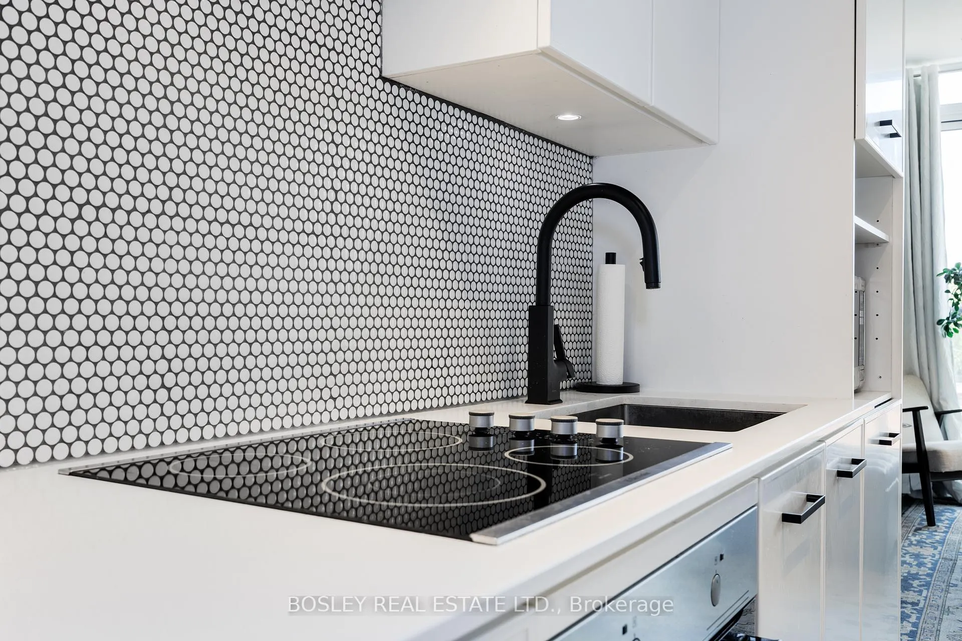 Photo 10 of Unit 408, 899 Queen Street E, Toronto, South Riverdale — HOMEH
