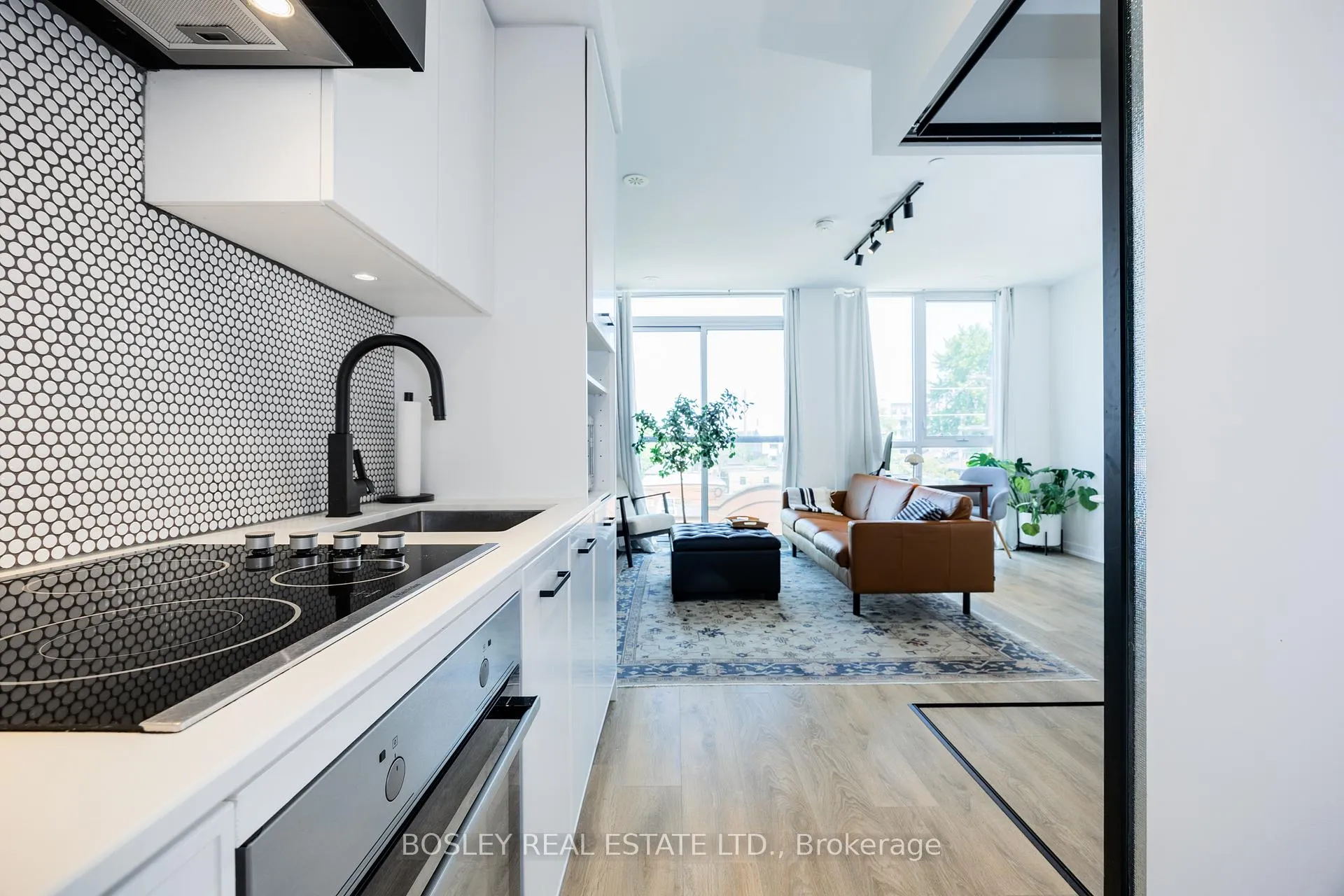 Photo 11 of Unit 408, 899 Queen Street E, Toronto, South Riverdale — HOMEH