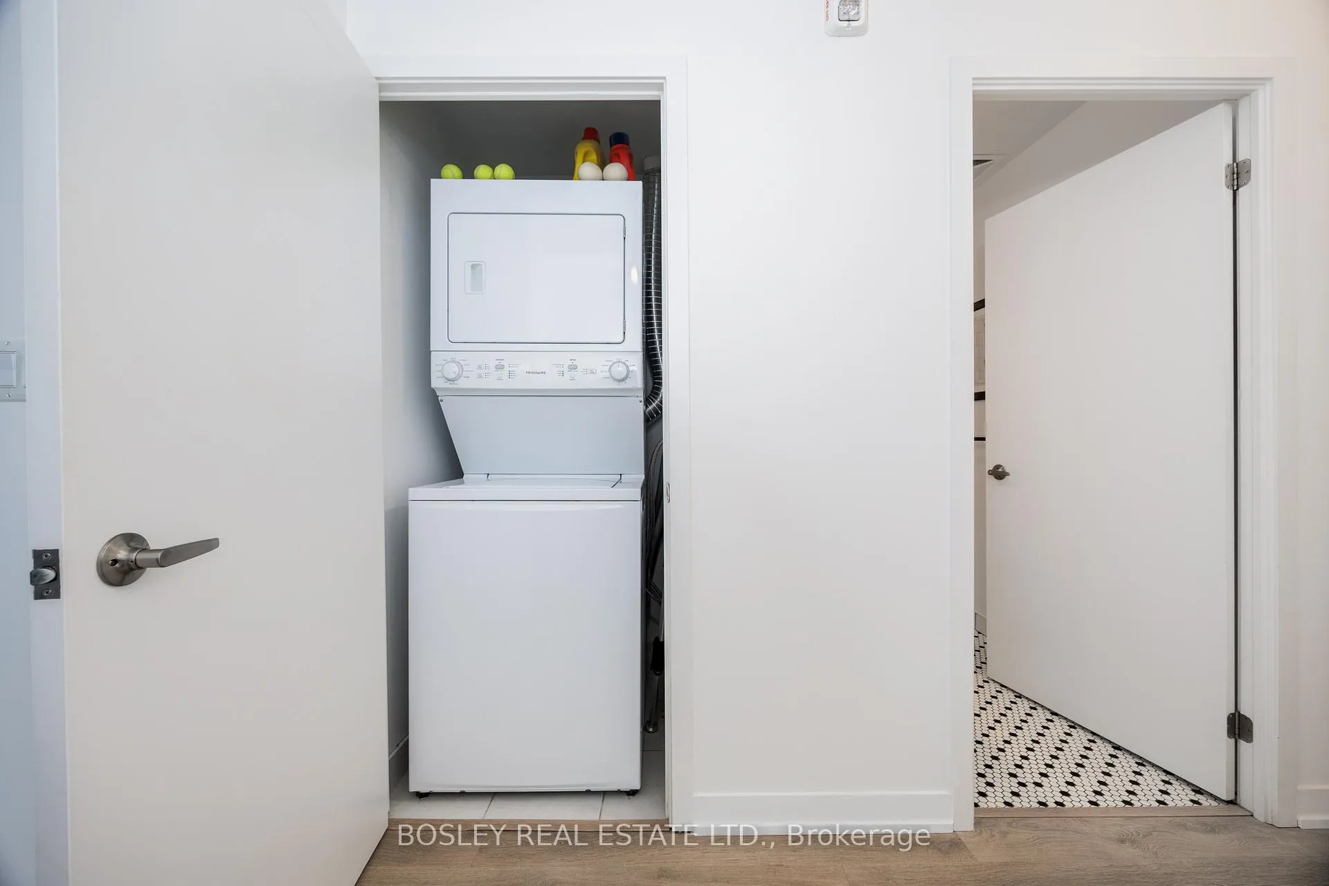 Photo 23 of Unit 408, 899 Queen Street E, Toronto, South Riverdale — HOMEH