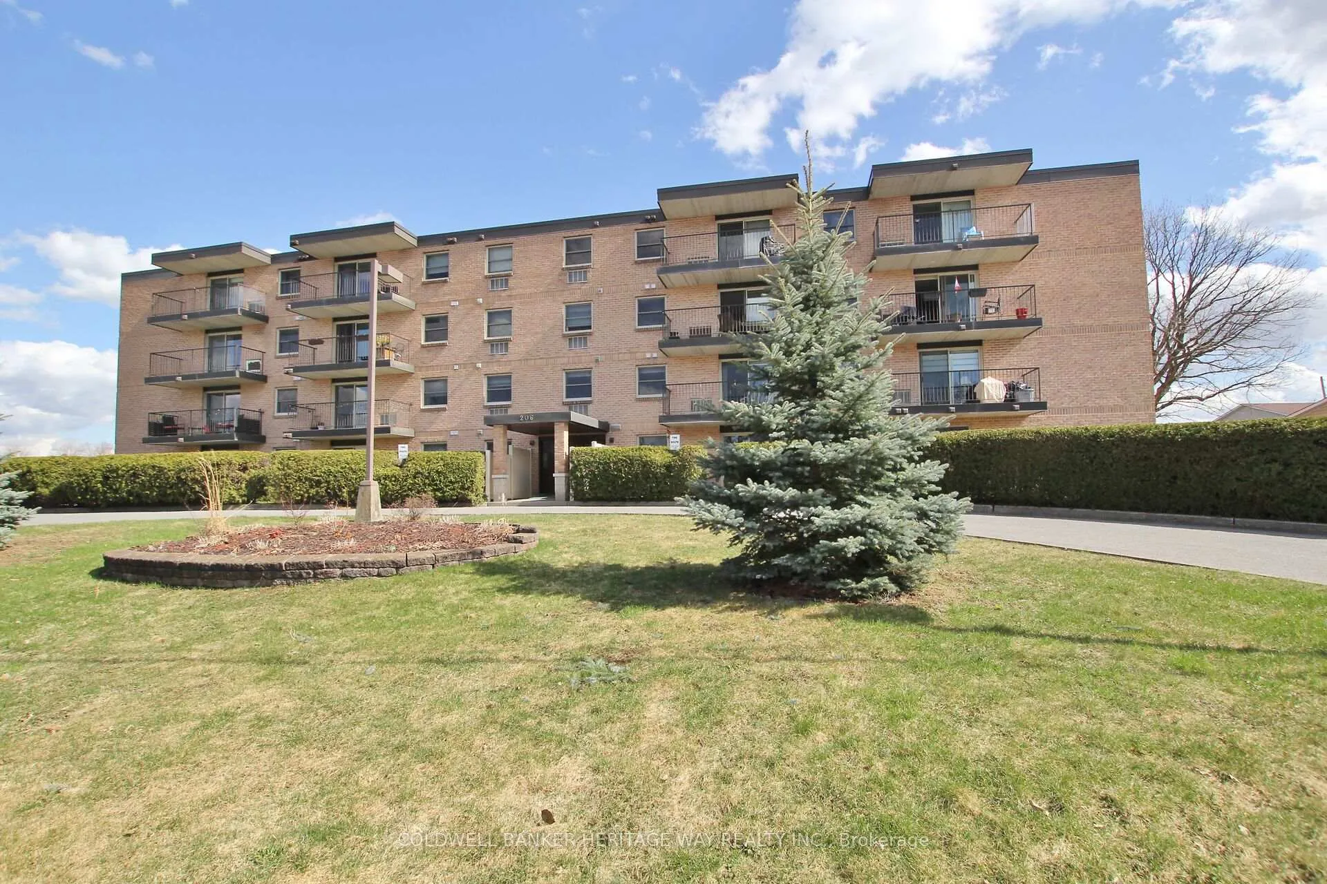Front of Unit 405, 206 Woodward Street