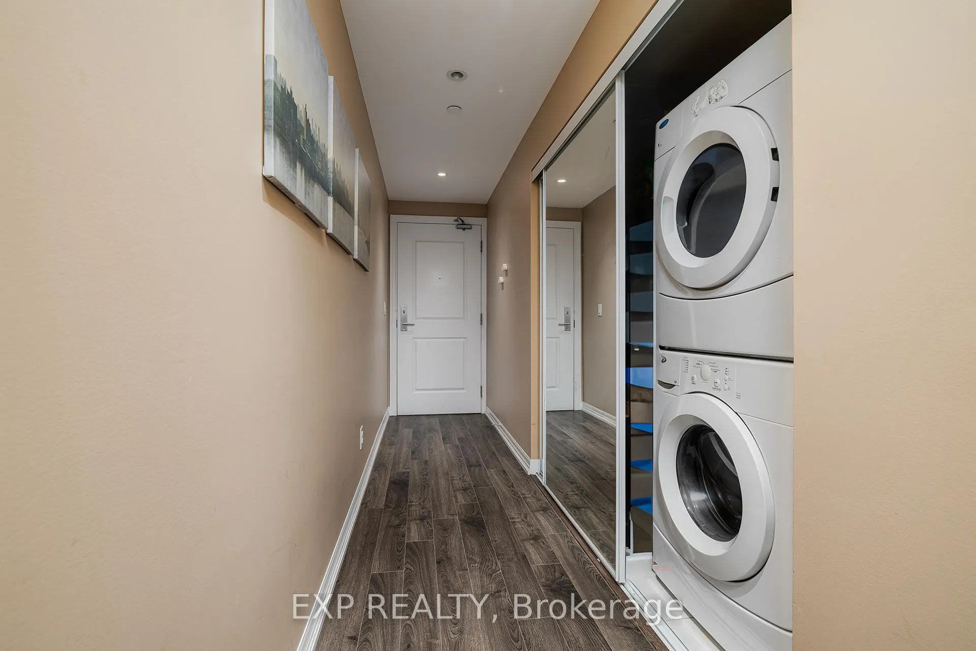Photo 11 of Unit 310, 3563 Lake Shore Boulevard W, Etobicoke, Long Branch — HOMEH