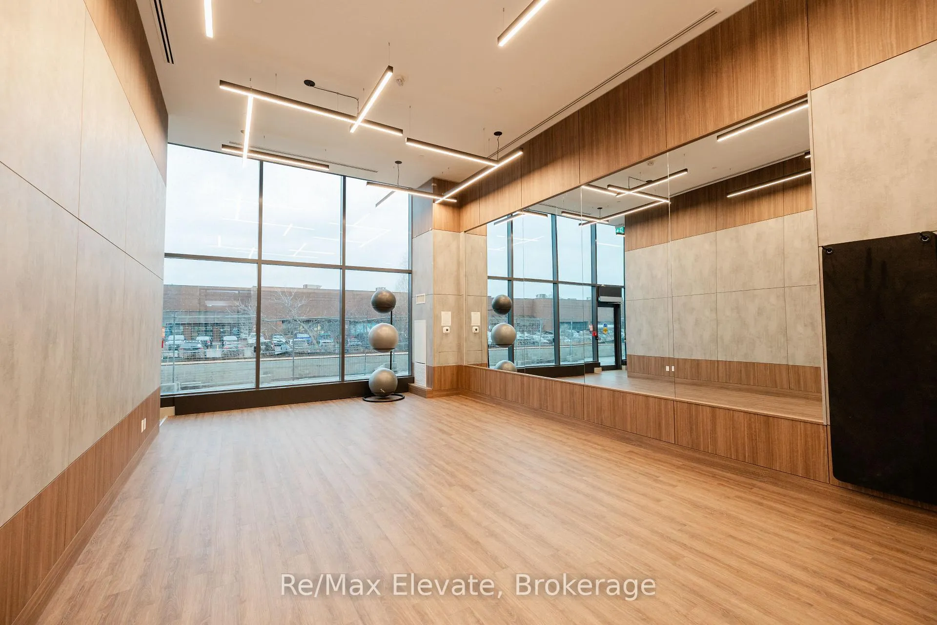 Photo 6 of Unit 1208, 1435 Celebration Drive, Pickering, Bay Ridges — HOMEH