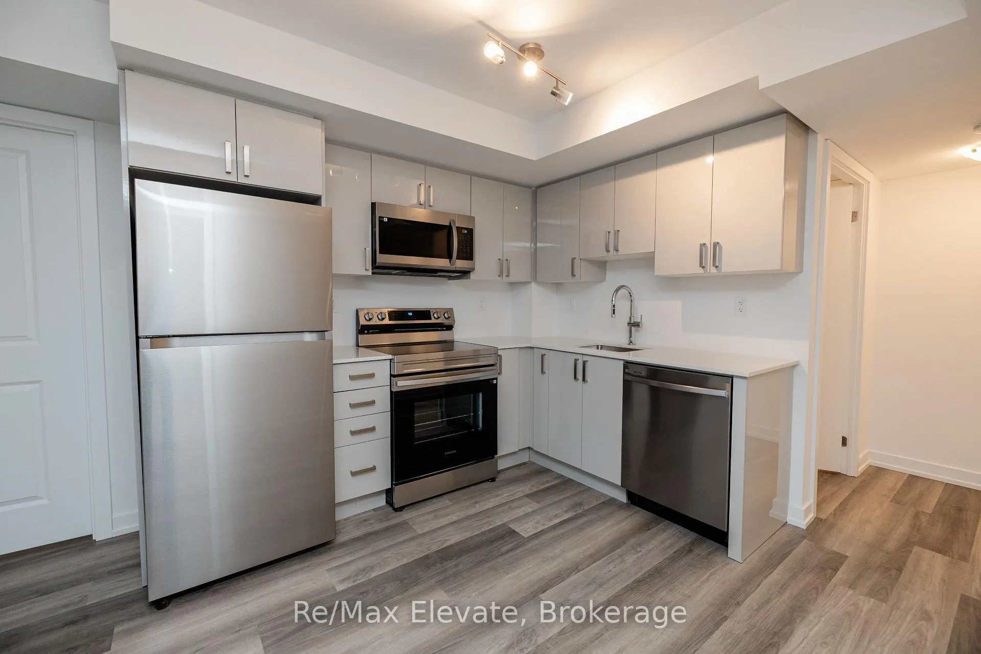 Photo 11 of Unit 1208, 1435 Celebration Drive, Pickering, Bay Ridges — HOMEH