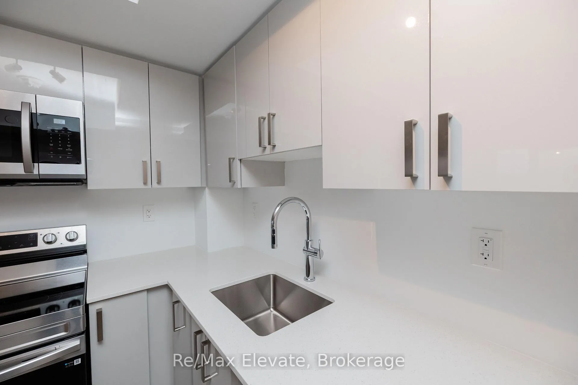 Photo 12 of Unit 1208, 1435 Celebration Drive, Pickering, Bay Ridges — HOMEH