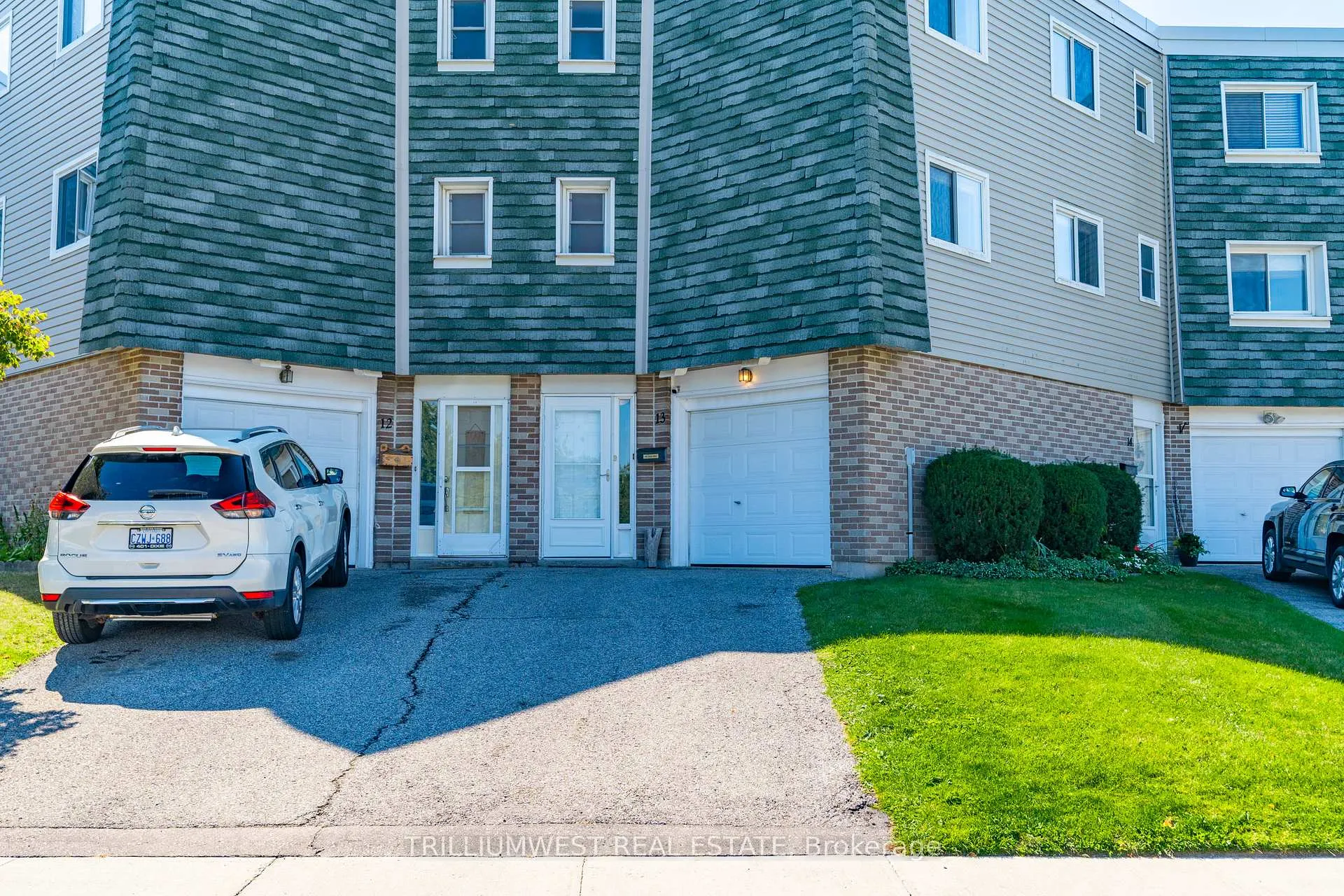 Photo 2 of Unit 13, 60 Elmsdale Drive, Kitchener — HOMEH