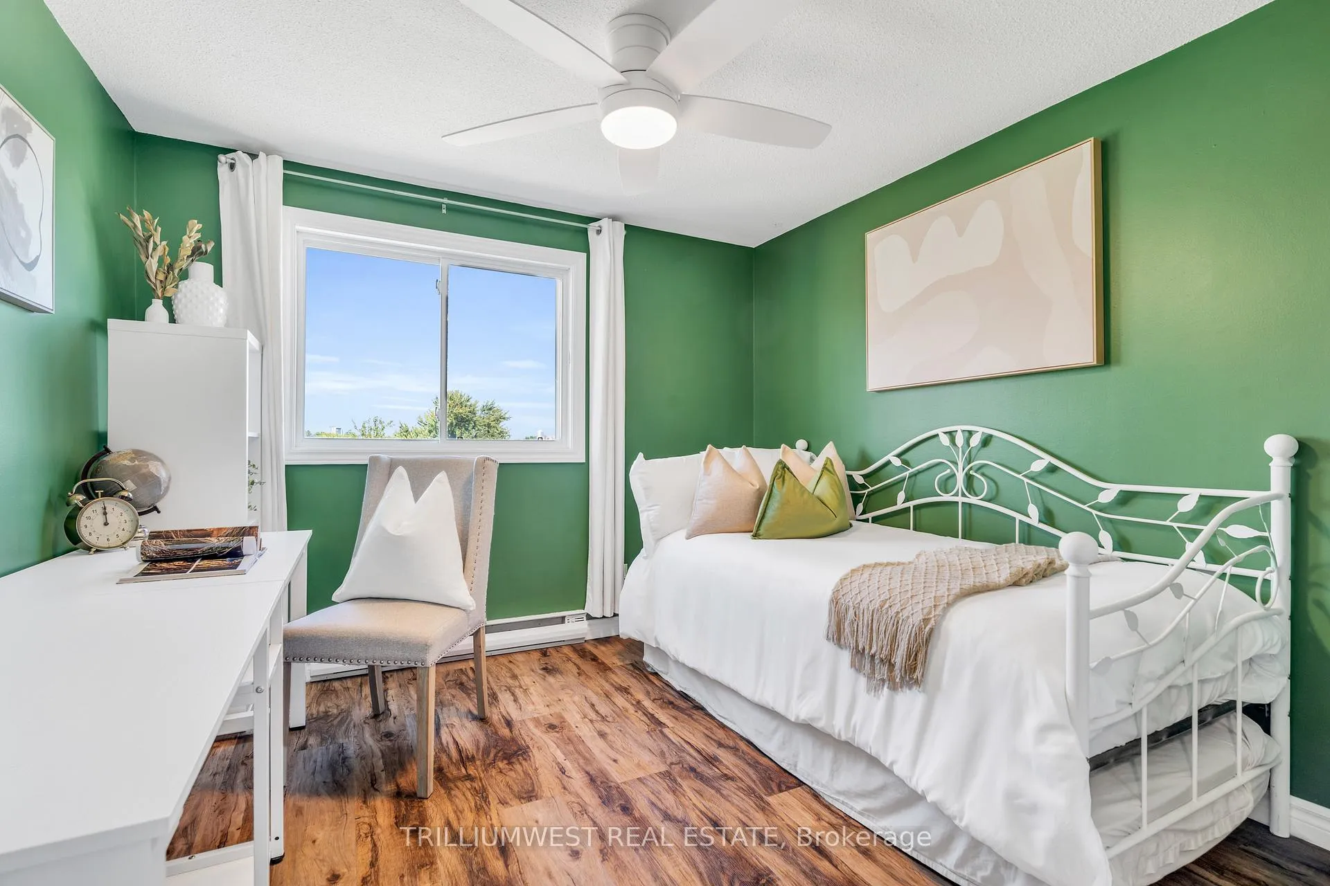 Photo 31 of Unit 13, 60 Elmsdale Drive, Kitchener — HOMEH