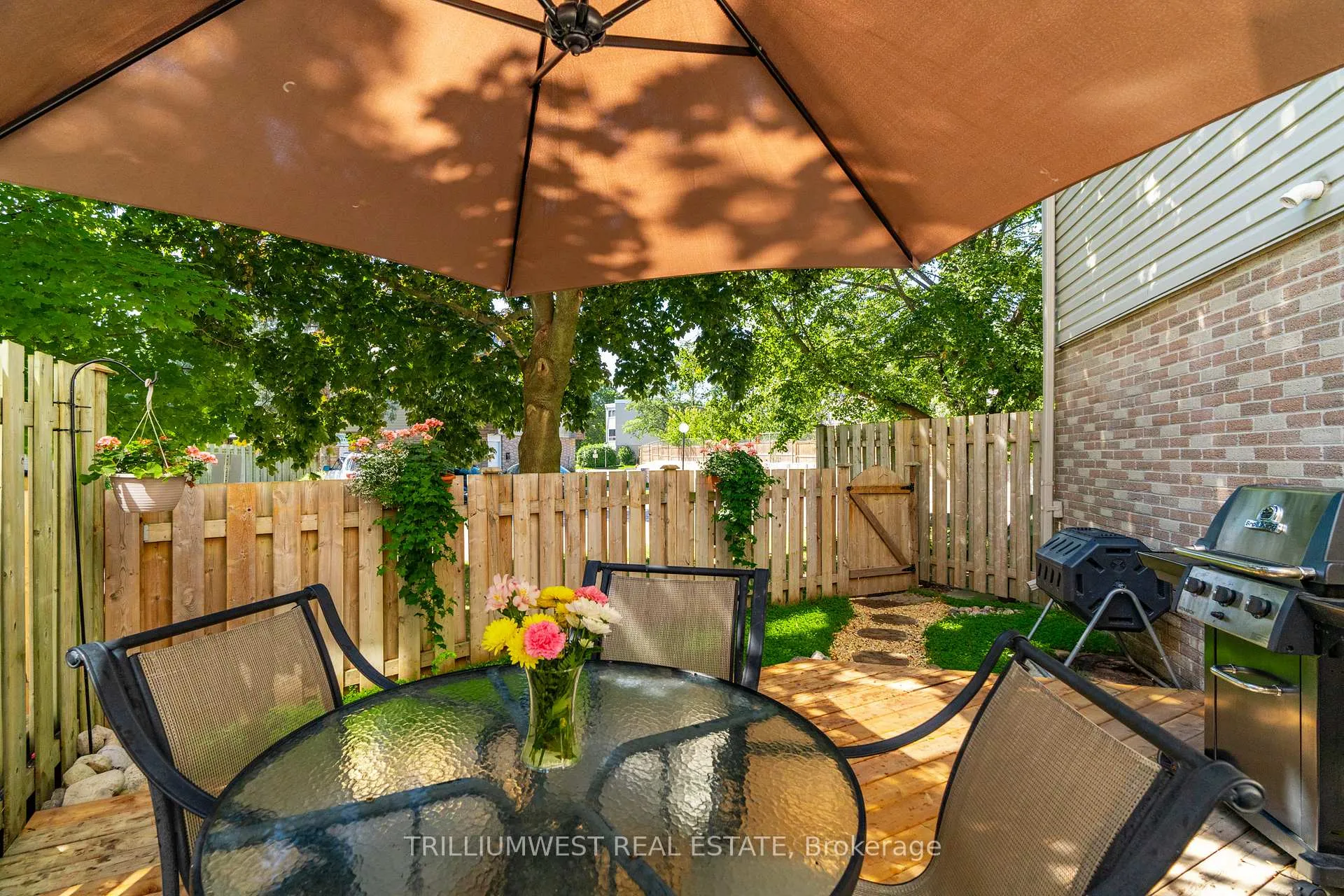 Photo 38 of Unit 13, 60 Elmsdale Drive, Kitchener — HOMEH