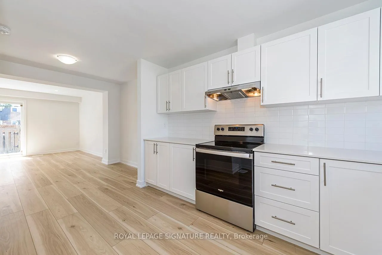 Photo 8 of Unit 8, 20 Anna Capri Drive, Hamilton, Templemead — HOMEH