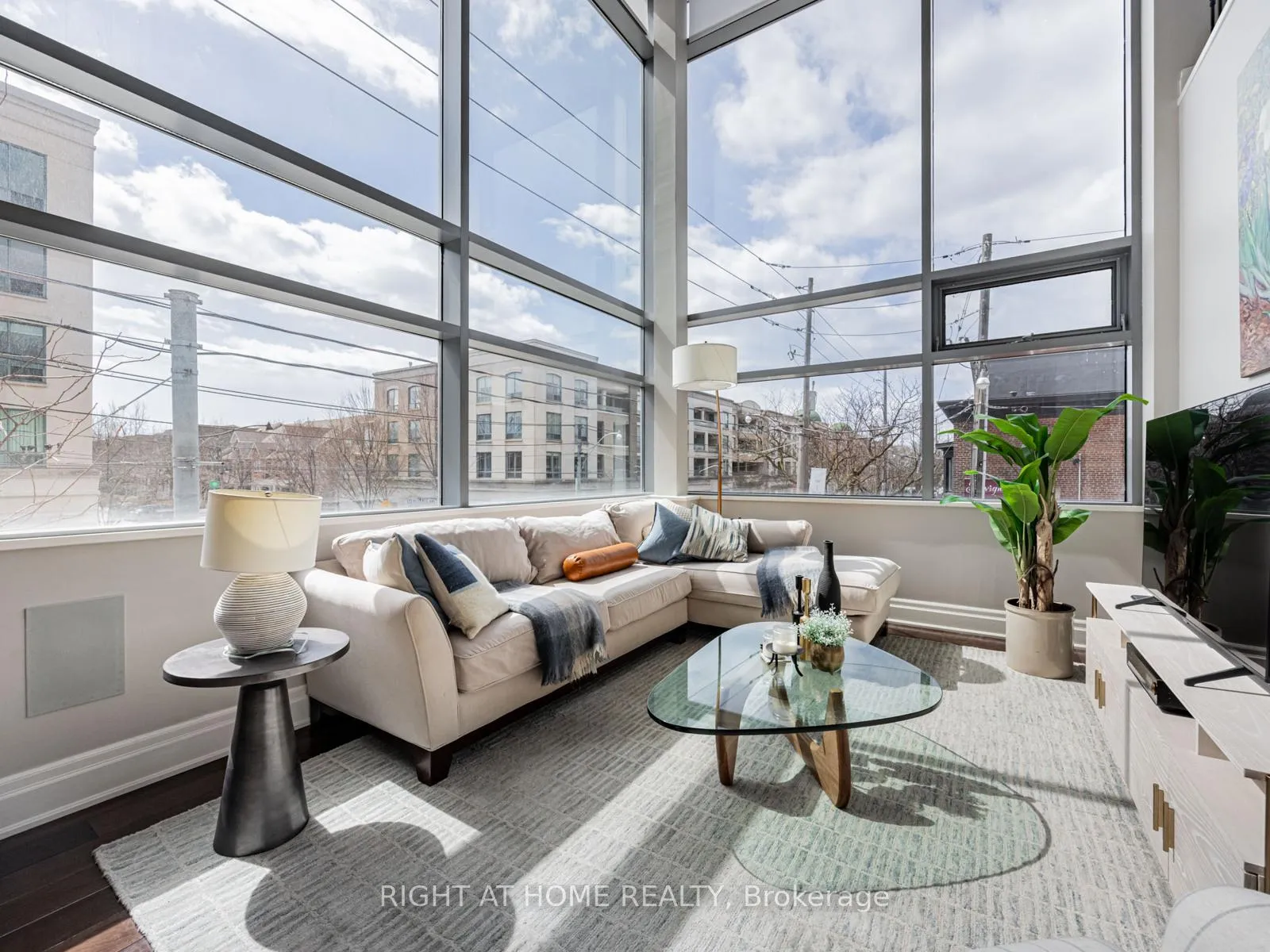Photo 14 of Unit 204, 1 Rainsford Road, Toronto, The Beaches — HOMEH