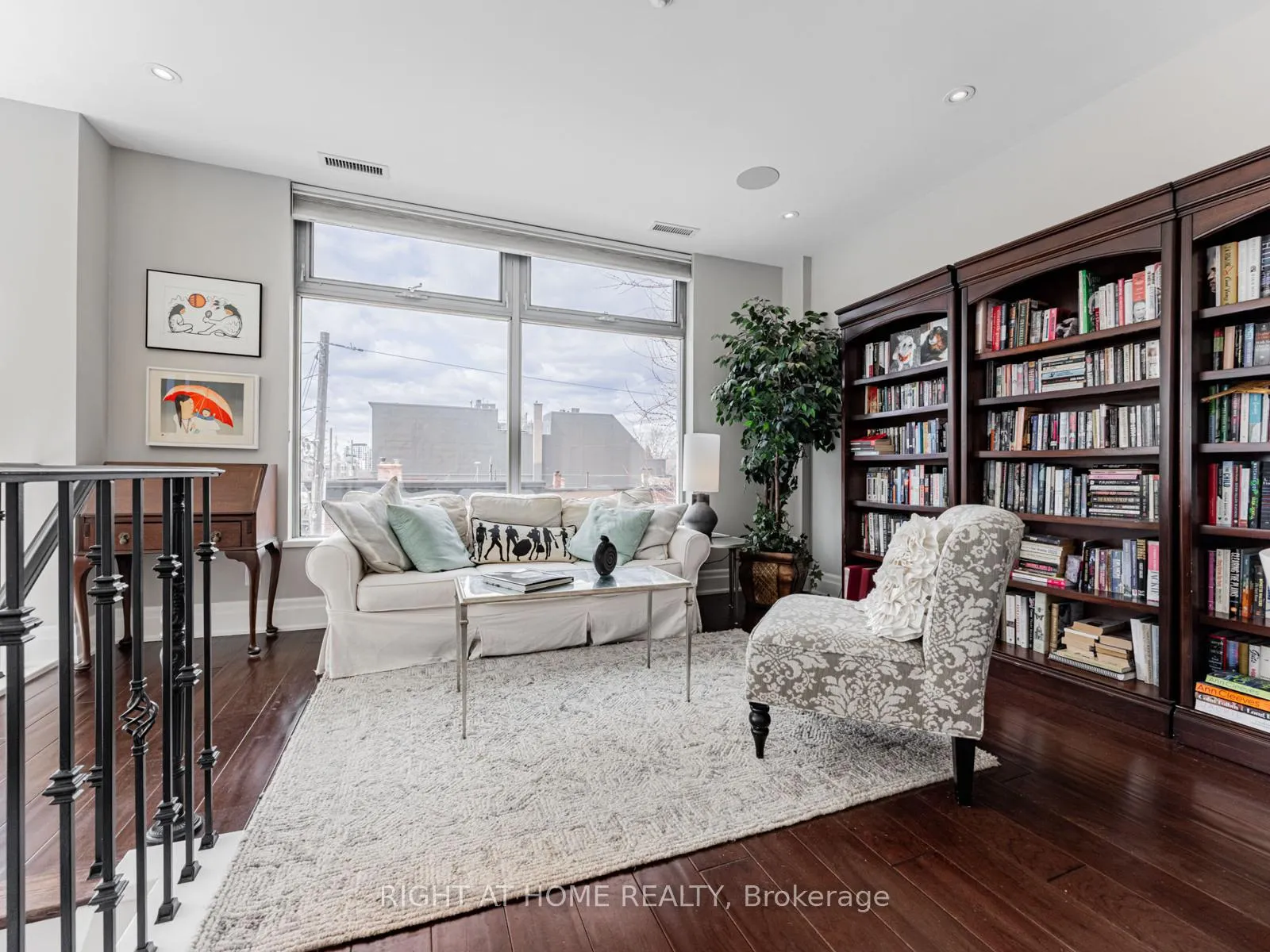 Photo 18 of Unit 204, 1 Rainsford Road, Toronto, The Beaches — HOMEH