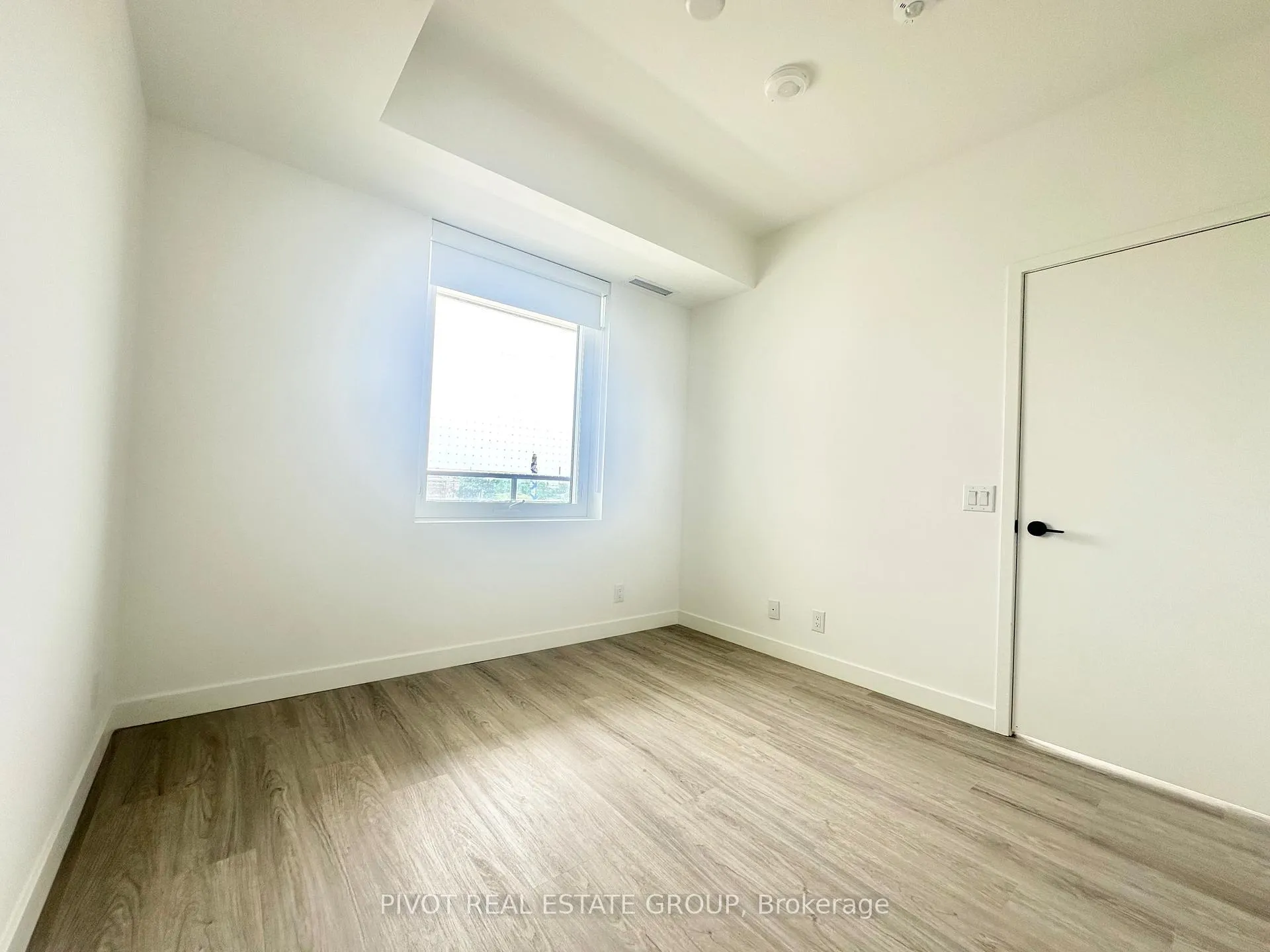 Photo 9 of Unit 408, 1050 Eastern Avenue, Toronto, The Beaches — HOMEH