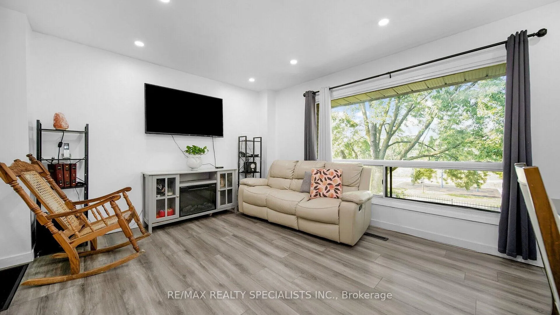 Photo 5 of Unit 45, 475 Bramalea Road, Brampton, Southgate — HOMEH