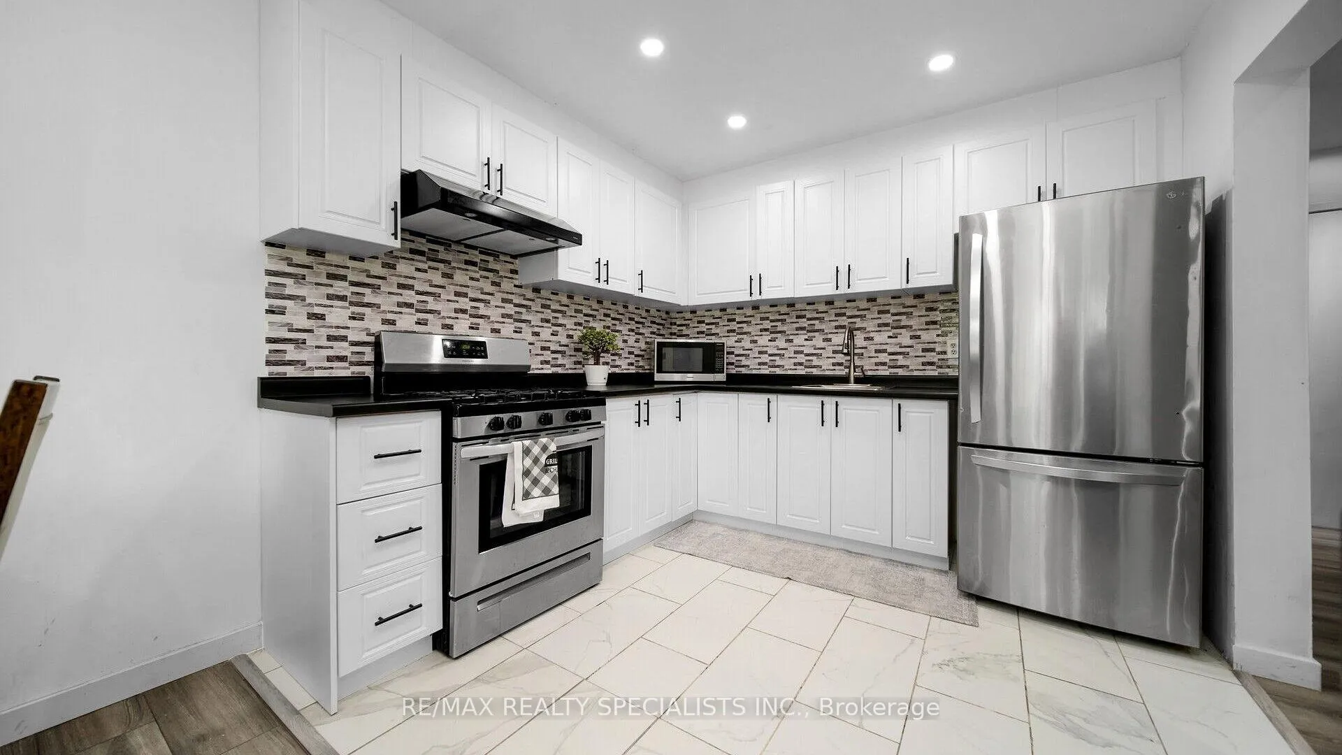 Photo 8 of Unit 45, 475 Bramalea Road, Brampton, Southgate — HOMEH
