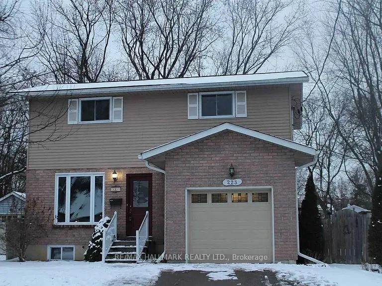 Photo 1 of 223 Bayview Avenue, Georgina, Keswick South — HOMEH