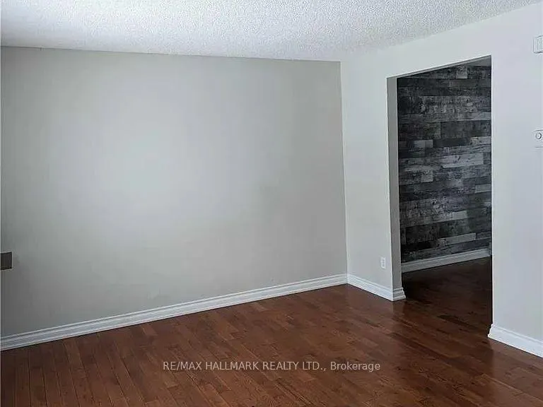 Photo 7 of 223 Bayview Avenue, Georgina, Keswick South — HOMEH