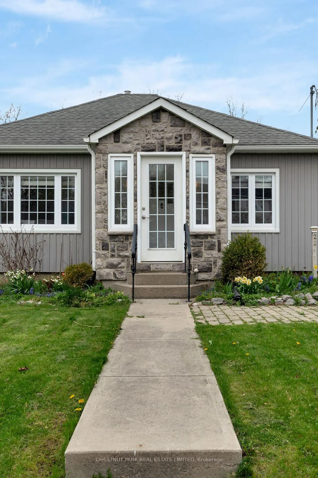Photo 2 of 22 Division Street, Cramahe, Colborne — HOMEH