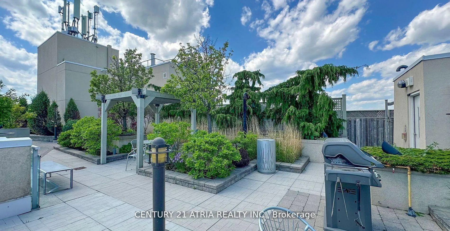 Photo 11 of Unit 1005, 1600 Charles Street, Whitby, Port Whitby — HOMEH