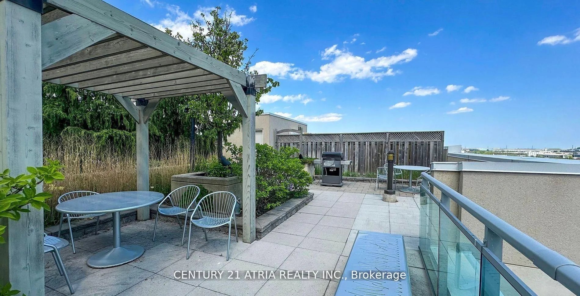 Photo 12 of Unit 1005, 1600 Charles Street, Whitby, Port Whitby — HOMEH