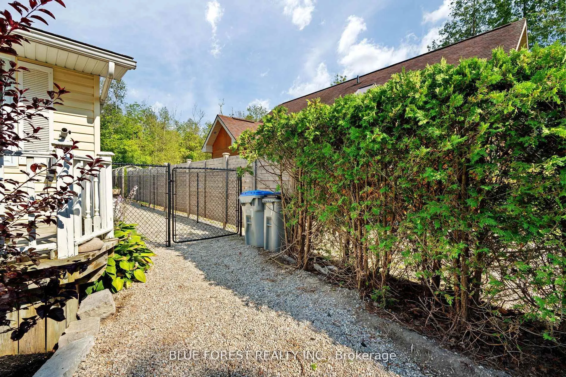 Photo 26 of 7 Andrew Cres Acres, Goderich, Goderich (Town) — HOMEH