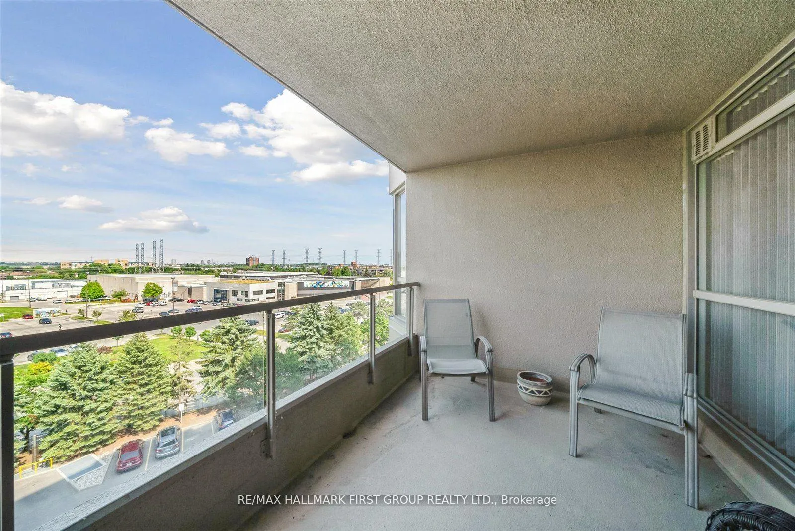 Photo 13 of Unit 717, 1880 Valley Farm Road, Pickering, Town Centre — HOMEH