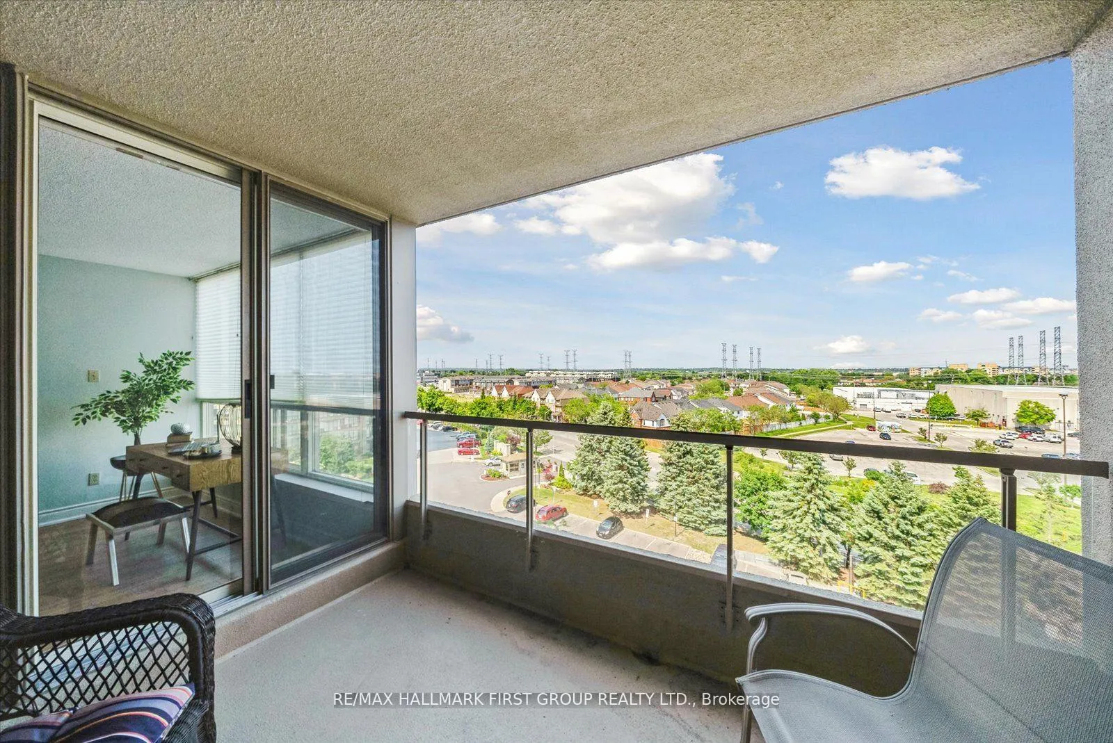 Photo 14 of Unit 717, 1880 Valley Farm Road, Pickering, Town Centre — HOMEH