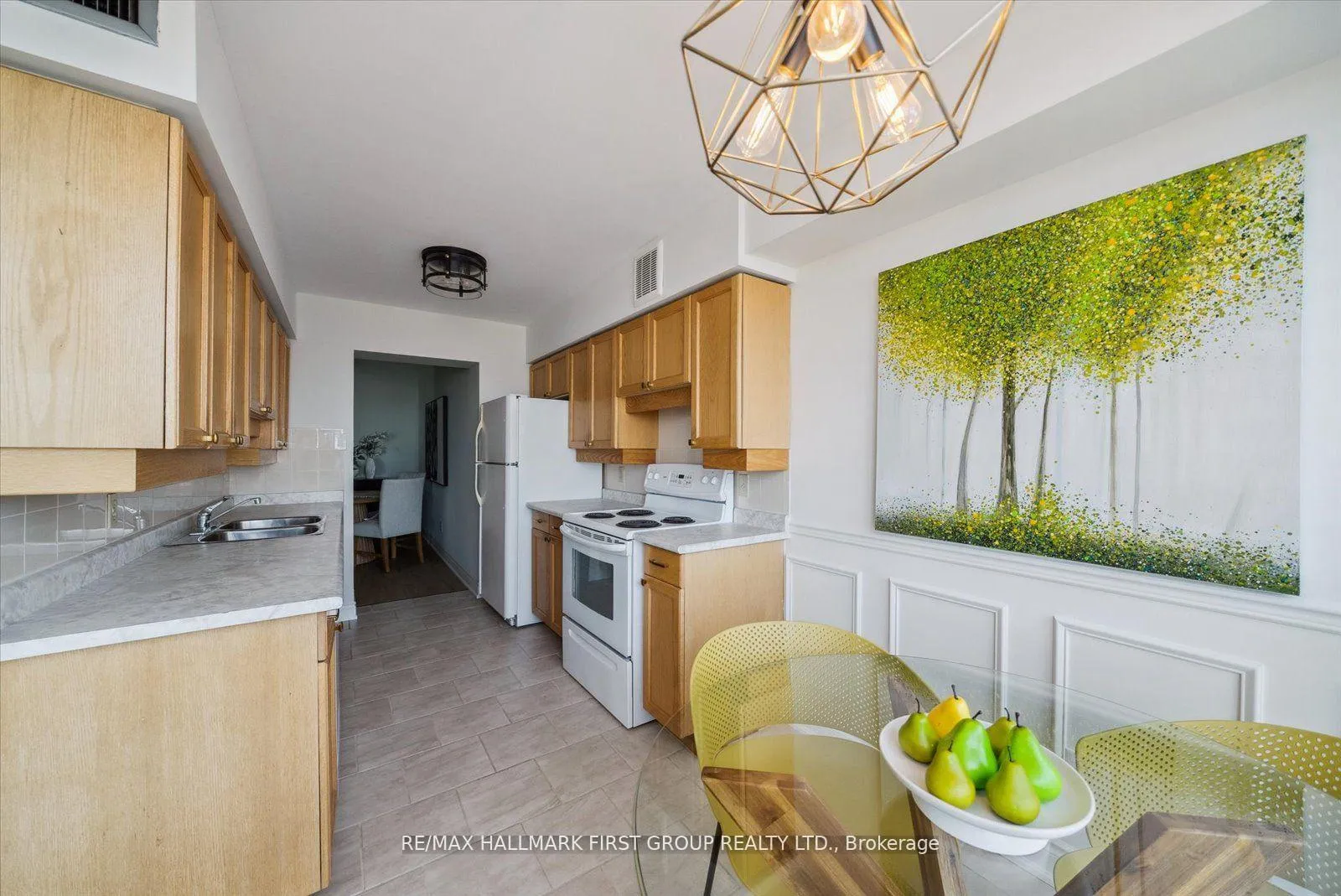 Photo 17 of Unit 717, 1880 Valley Farm Road, Pickering, Town Centre — HOMEH