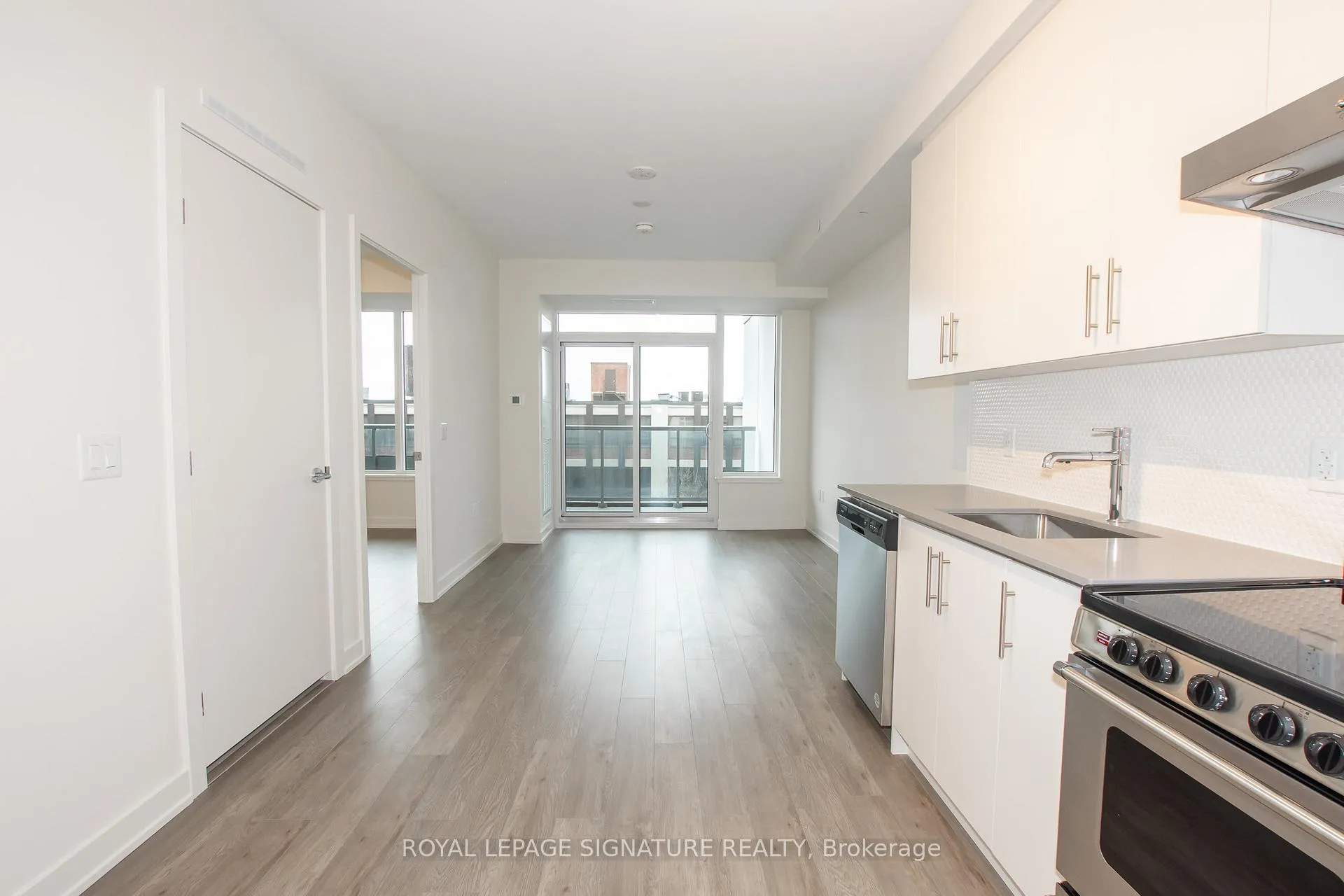 Photo 3 of Unit 623, 212 King William Street, Hamilton, Beasley — HOMEH