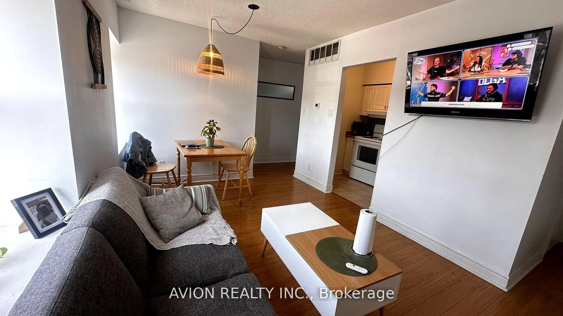 Photo 1 of Unit 3, 1022 Kingston Road, Toronto, East End-Danforth — HOMEH