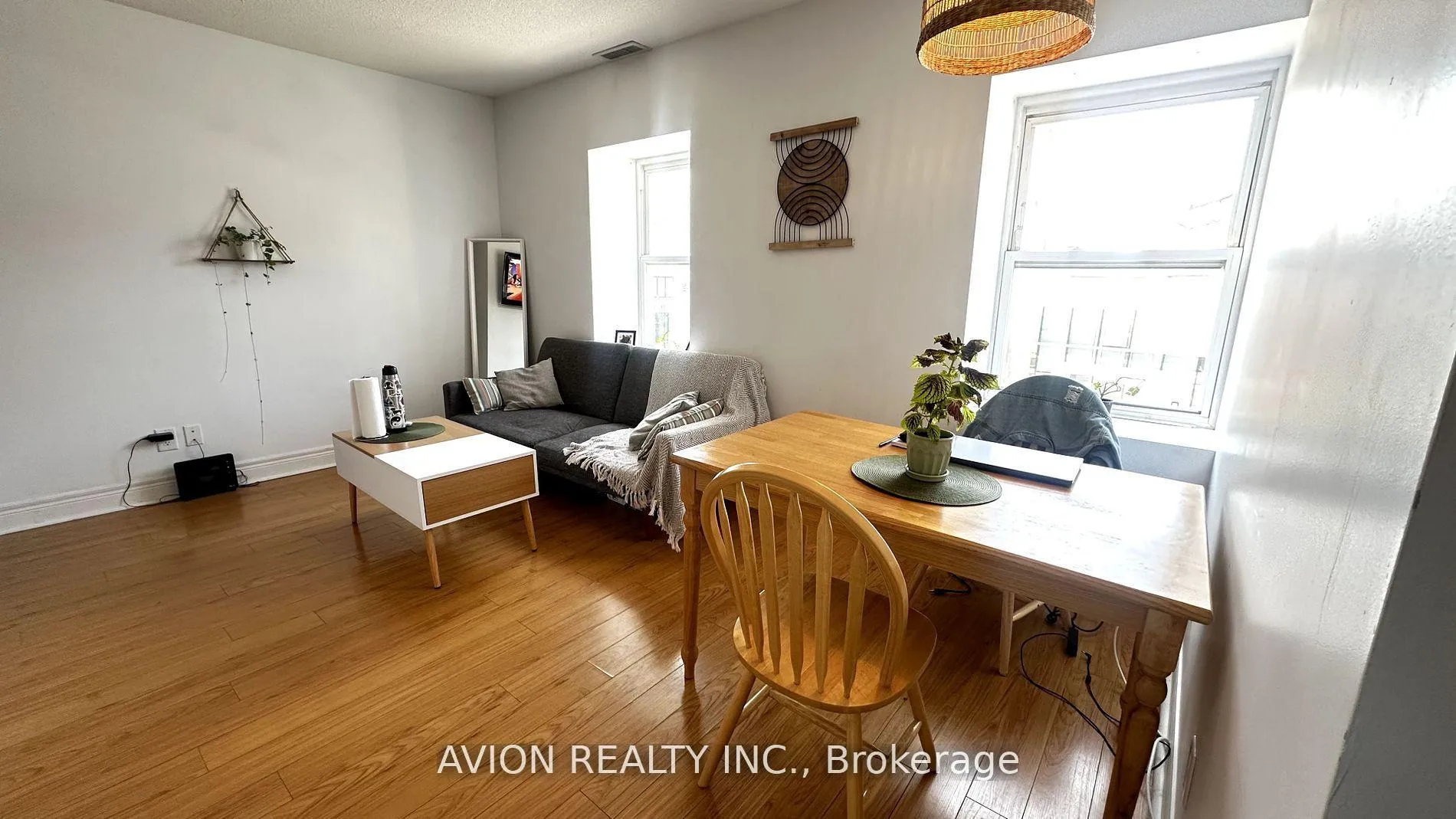 Photo 2 of Unit 3, 1022 Kingston Road, Toronto, East End-Danforth — HOMEH