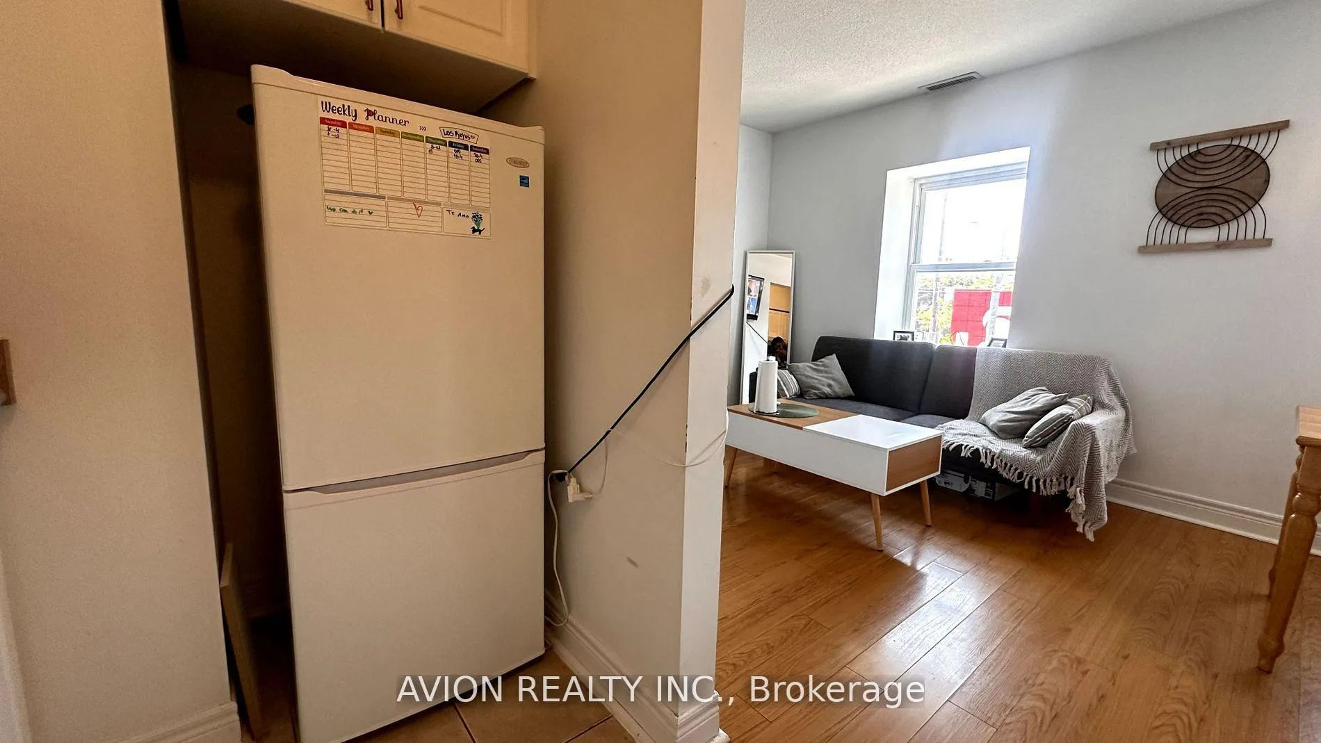 Photo 4 of Unit 3, 1022 Kingston Road, Toronto, East End-Danforth — HOMEH