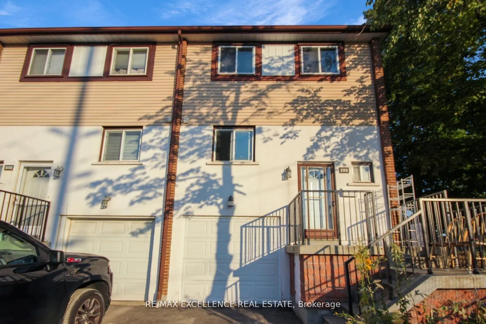 Photo 2 of Unit 43, 62 Moregate Crescent, Brampton, Central Park — HOMEH