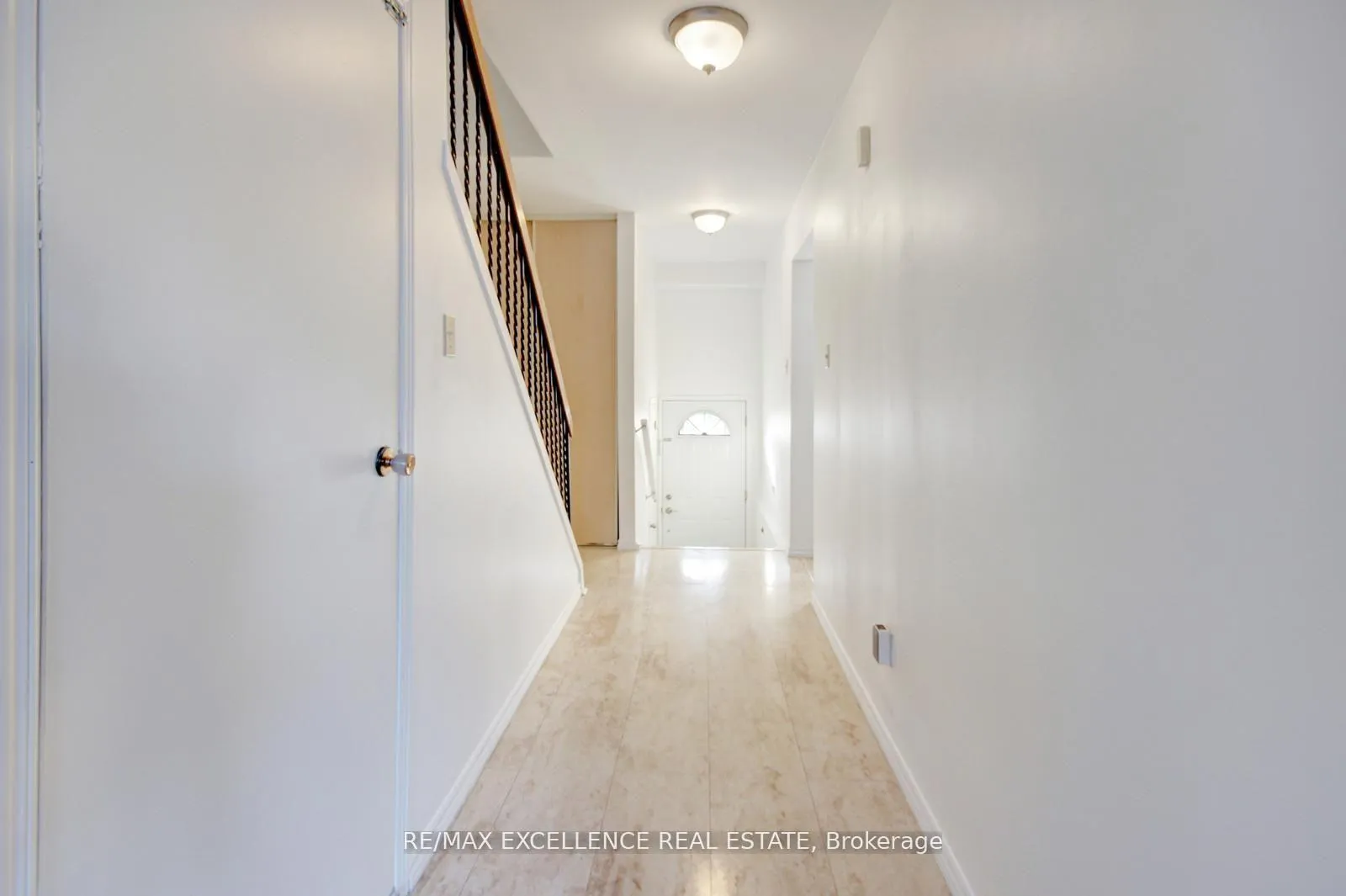 Photo 9 of Unit 43, 62 Moregate Crescent, Brampton, Central Park — HOMEH