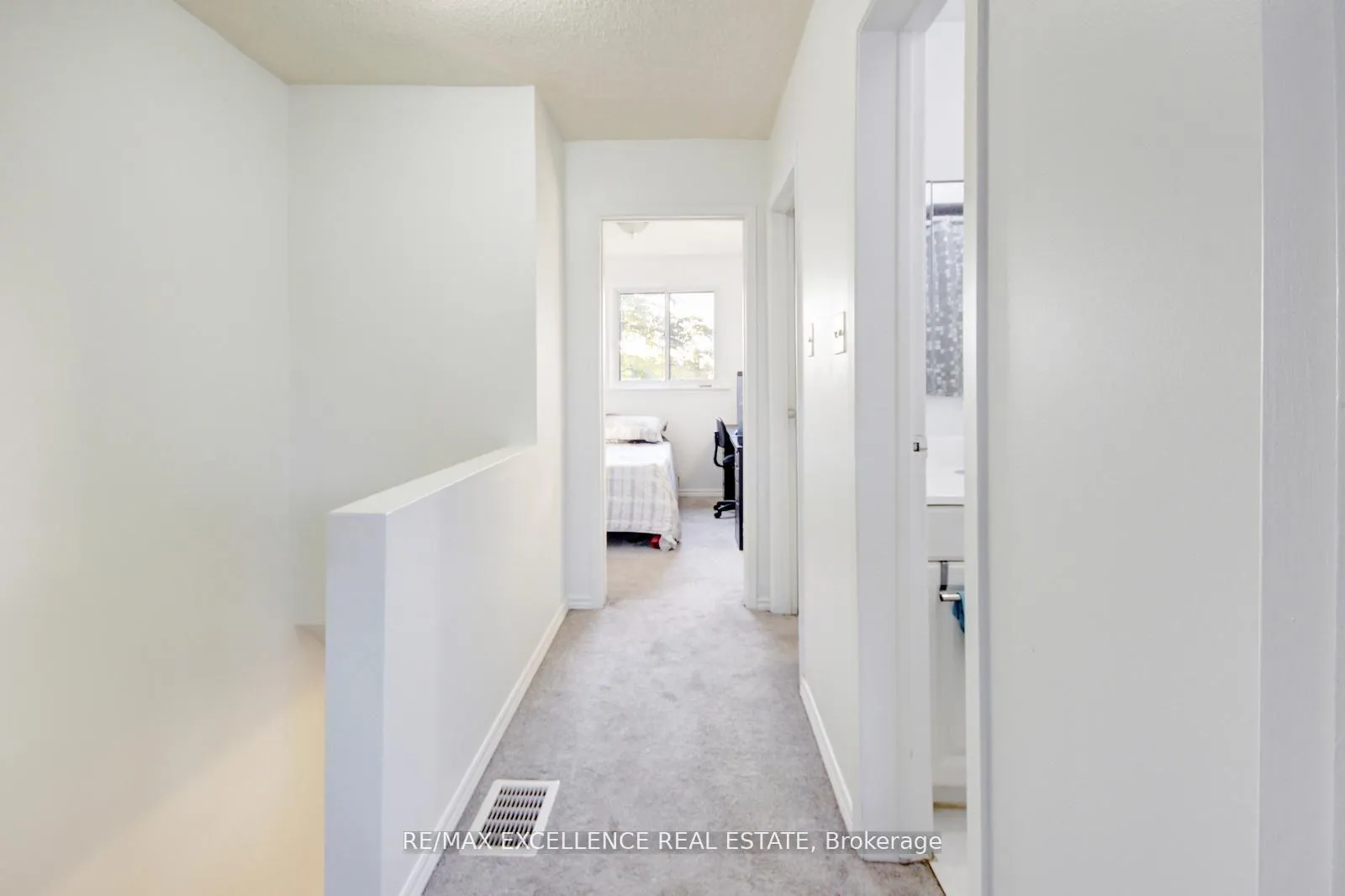 Photo 13 of Unit 43, 62 Moregate Crescent, Brampton, Central Park — HOMEH