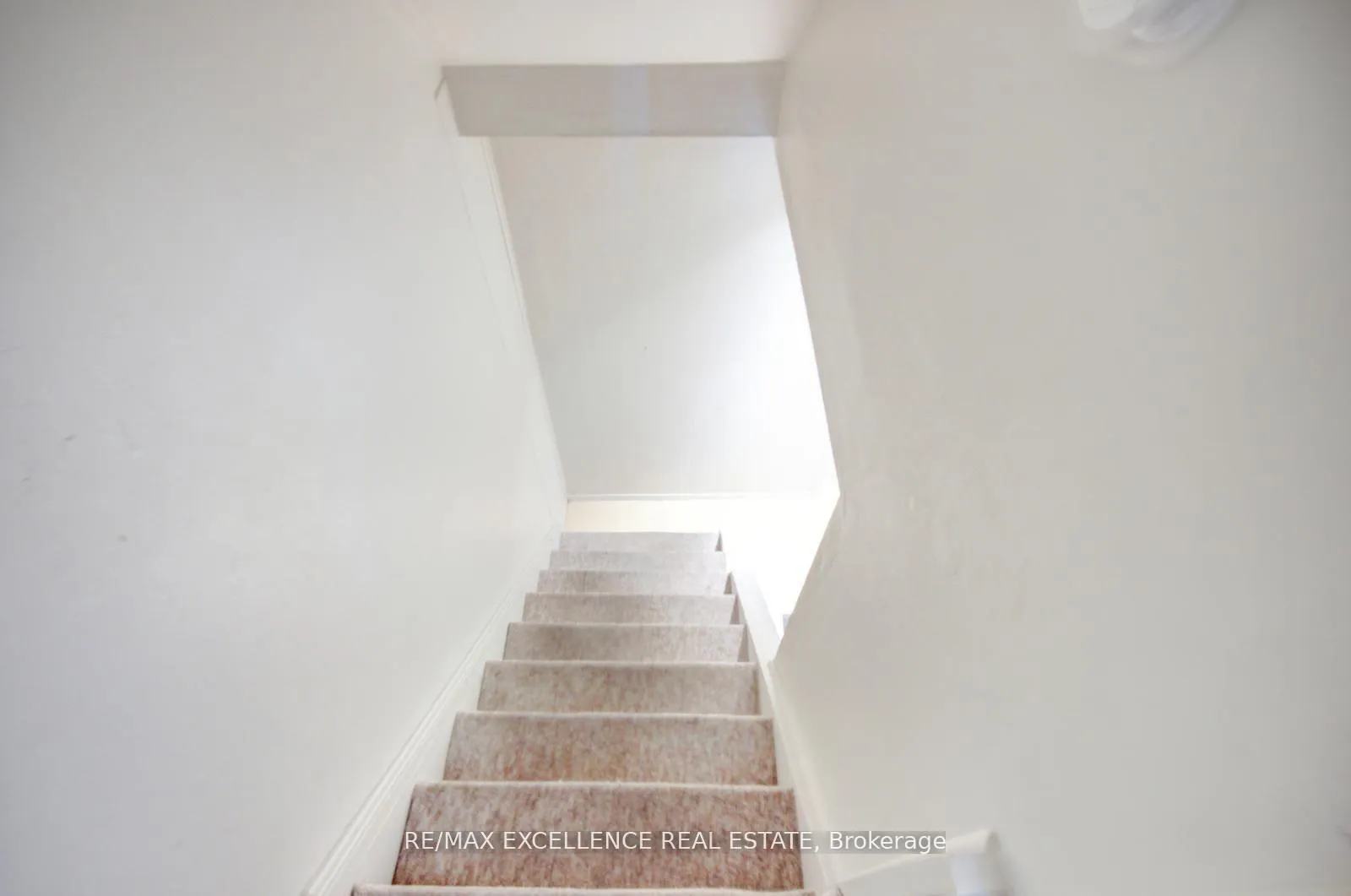Photo 17 of Unit 43, 62 Moregate Crescent, Brampton, Central Park — HOMEH