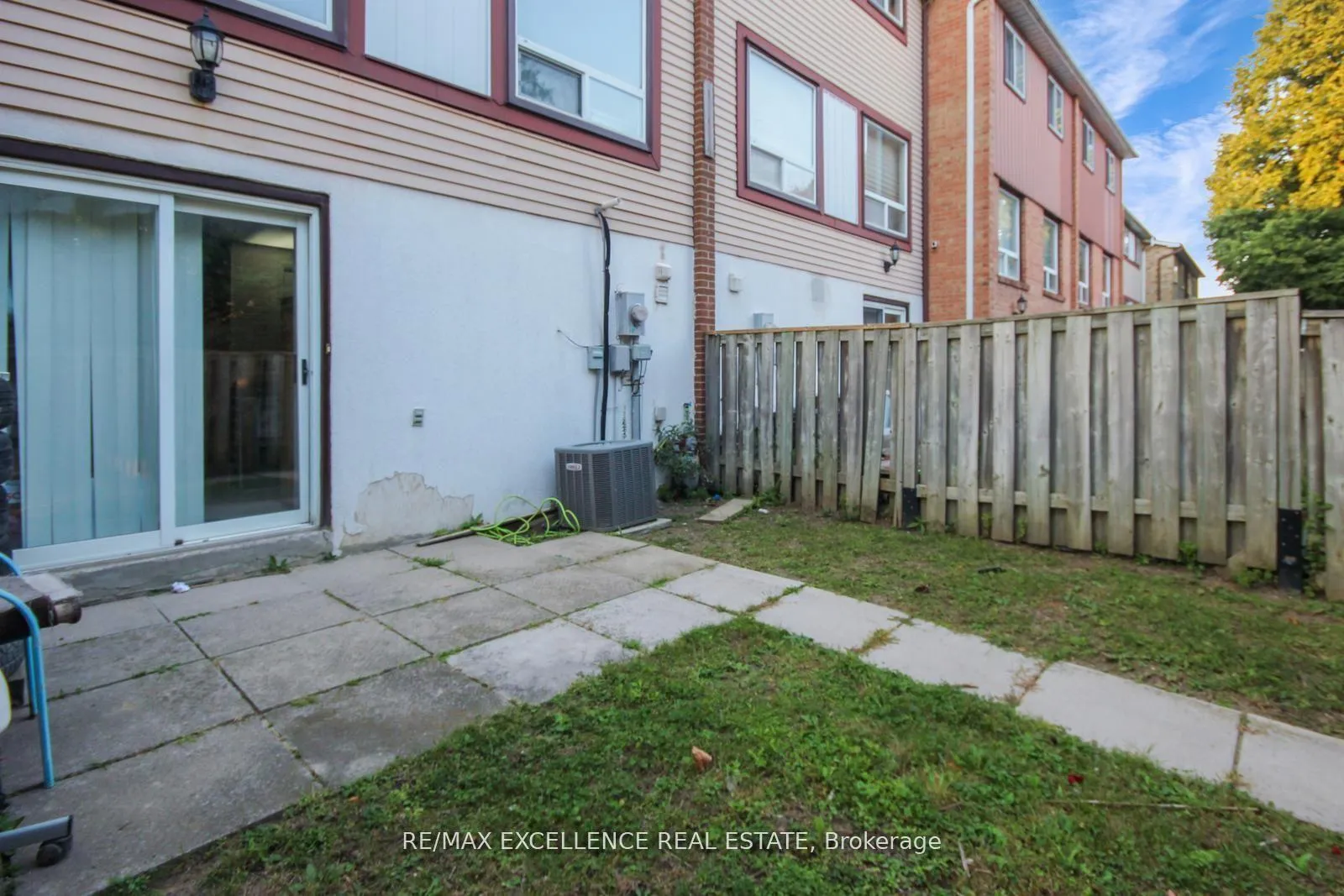 Photo 22 of Unit 43, 62 Moregate Crescent, Brampton, Central Park — HOMEH