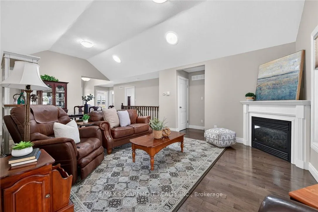 Photo 11 of 117 Willowdale Crescent, Norfolk, Port Dover — HOMEH