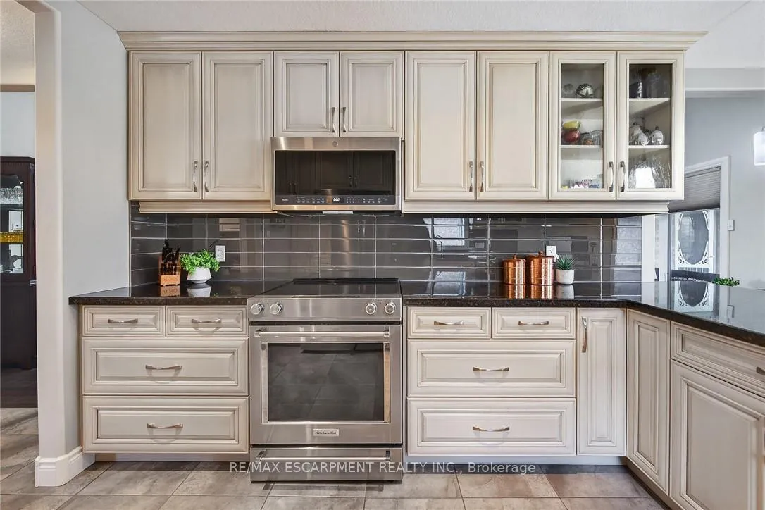 Photo 18 of 117 Willowdale Crescent, Norfolk, Port Dover — HOMEH