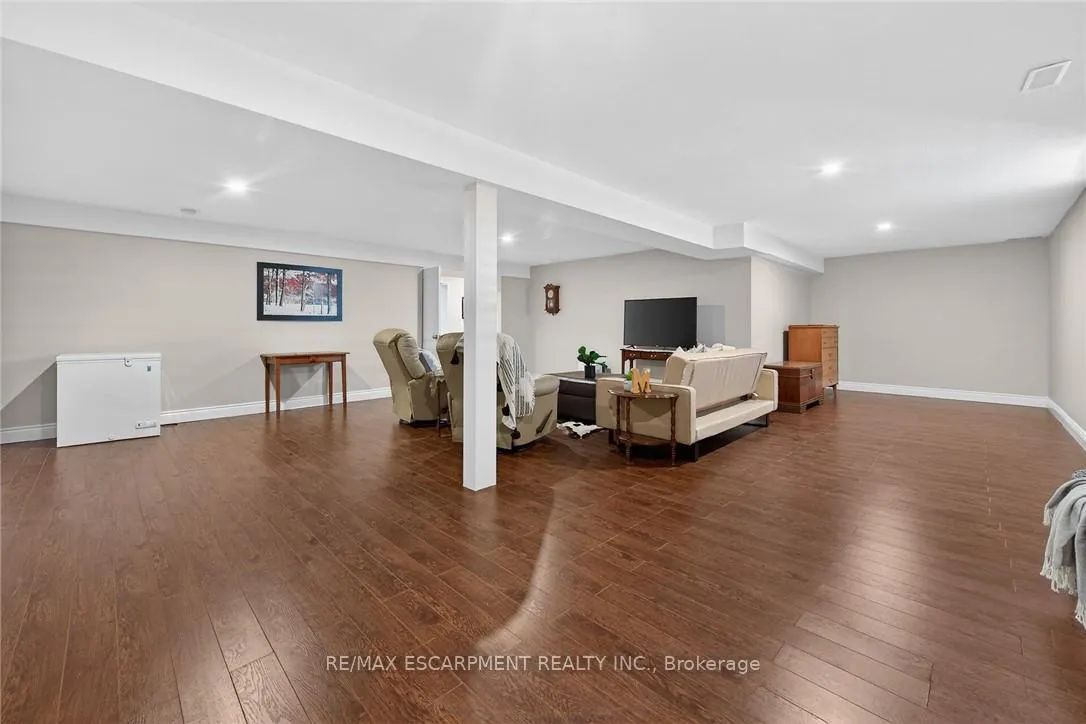 Photo 32 of 117 Willowdale Crescent, Norfolk, Port Dover — HOMEH