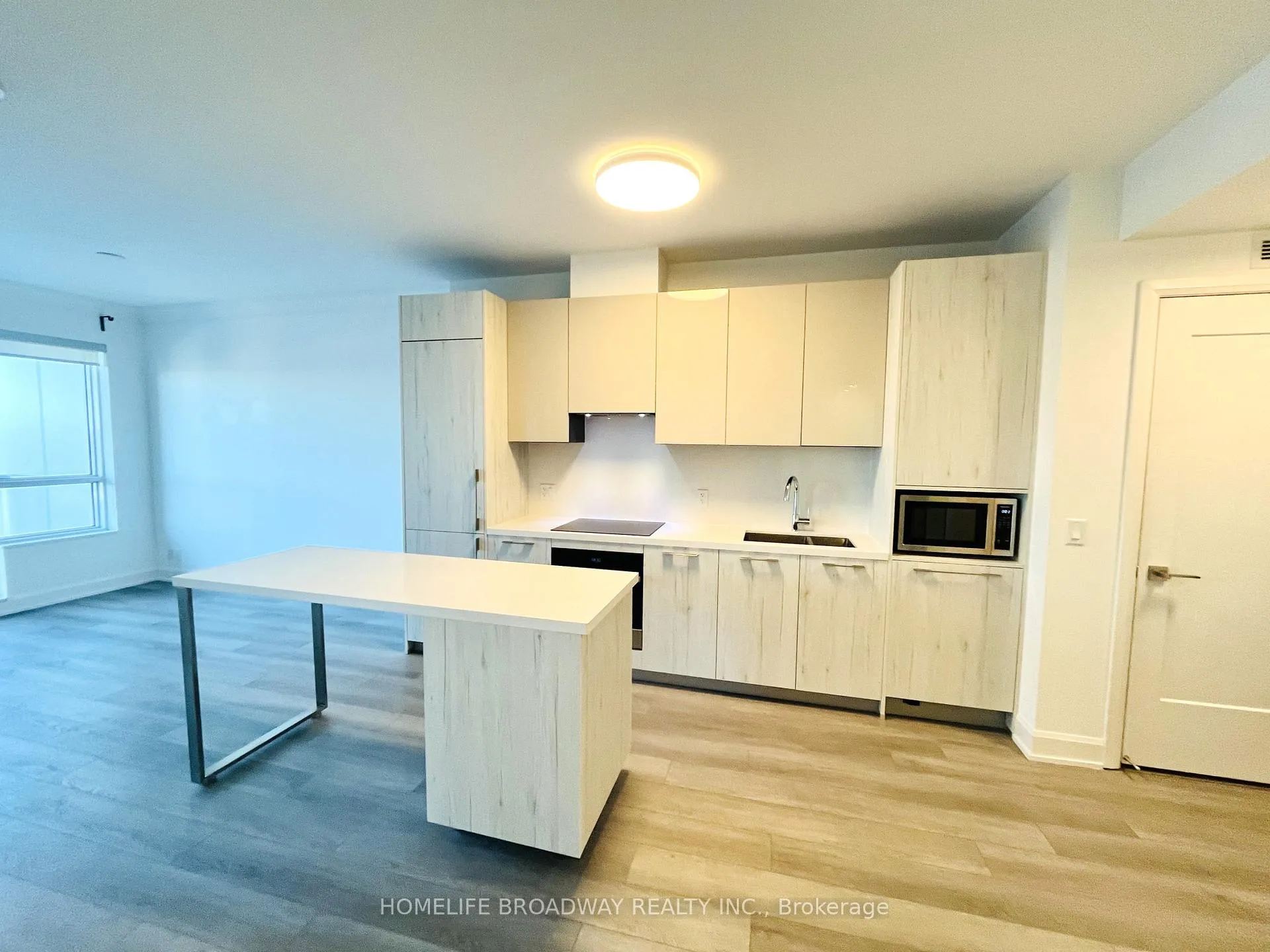 Photo 6 of Unit 1709, 8 Water Walk Drive, Markham, Unionville — HOMEH